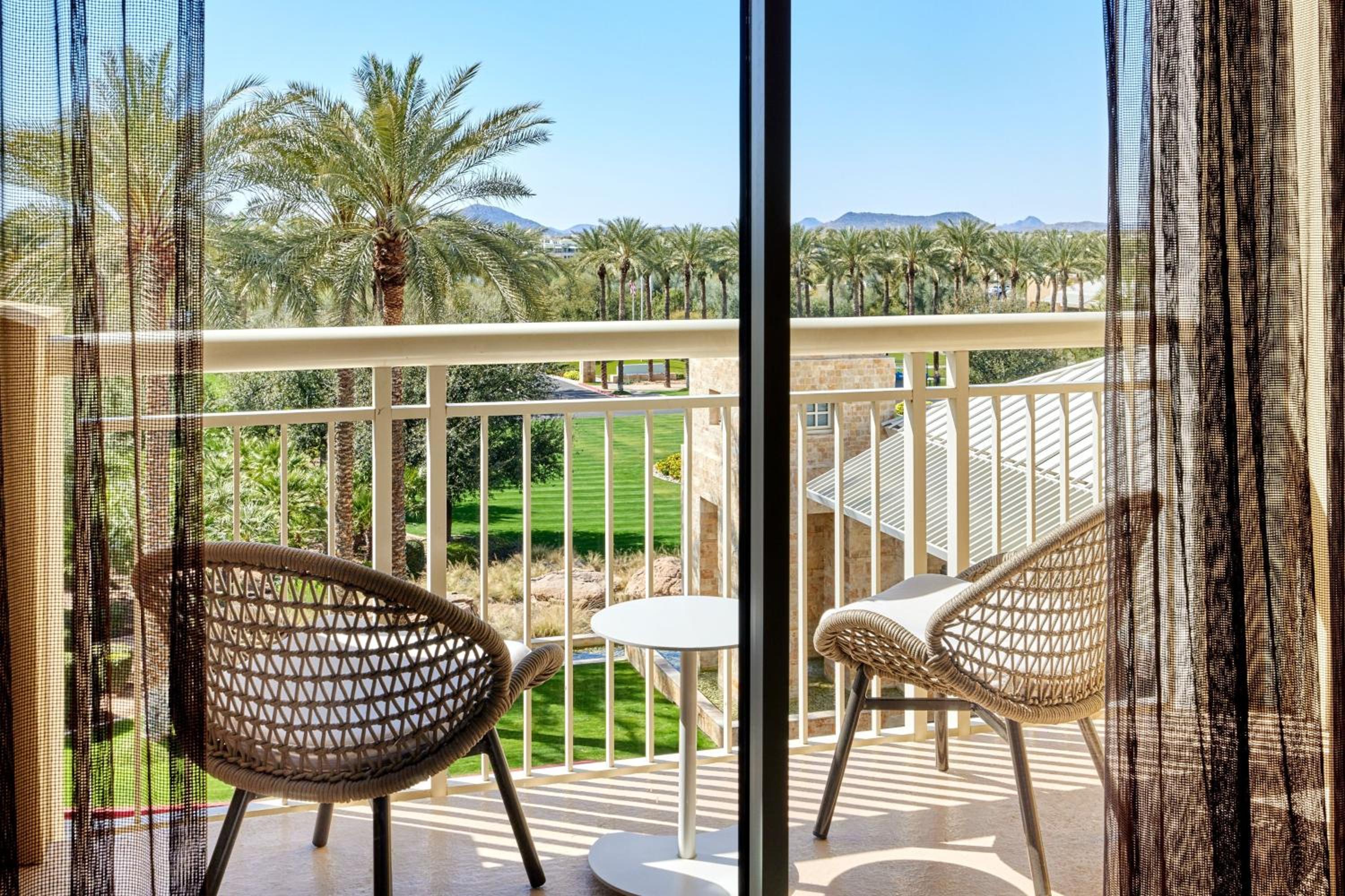 Guest room, 1 King, Resort view - Photo 9