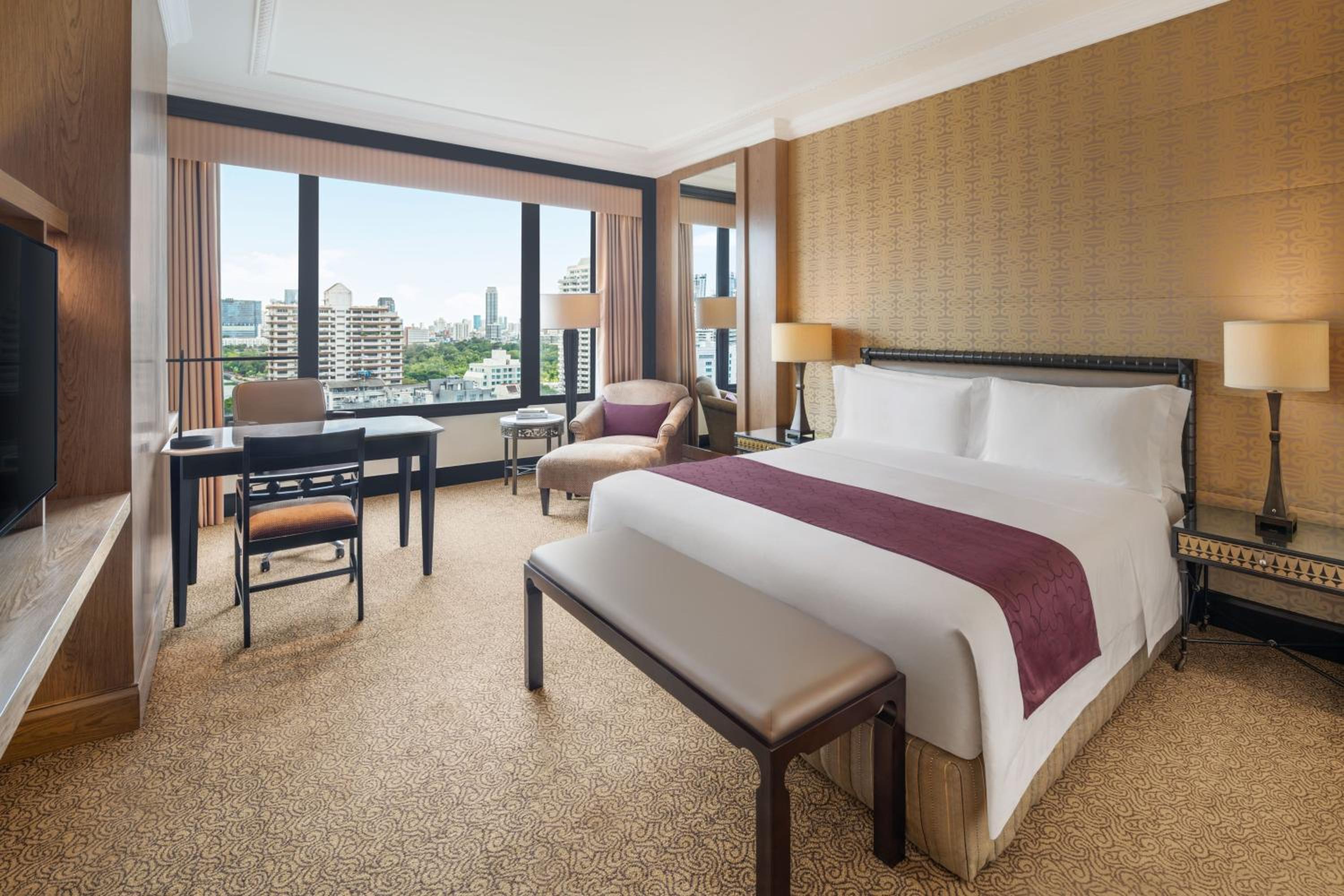 Grande King Room