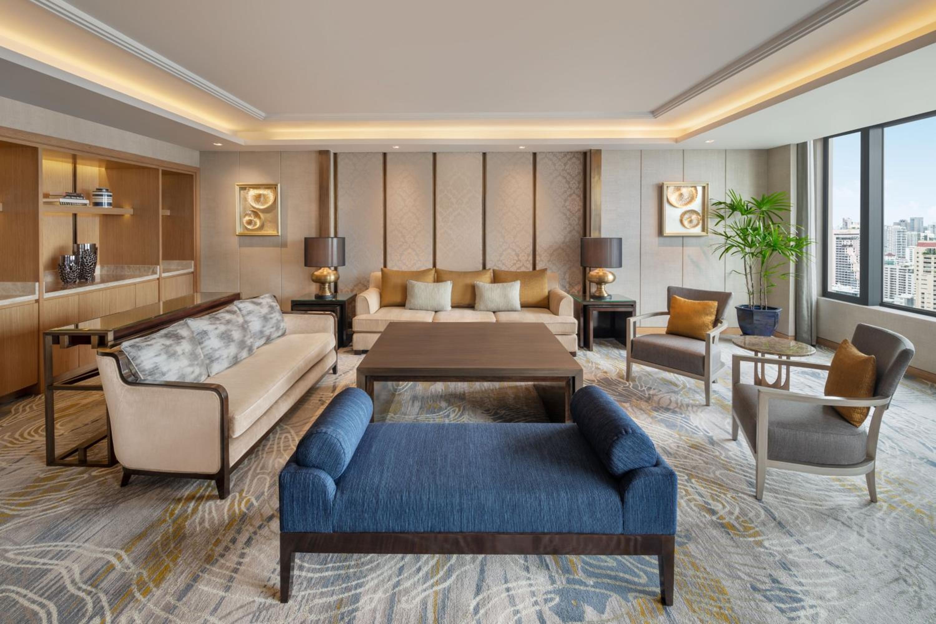 Governor Suite