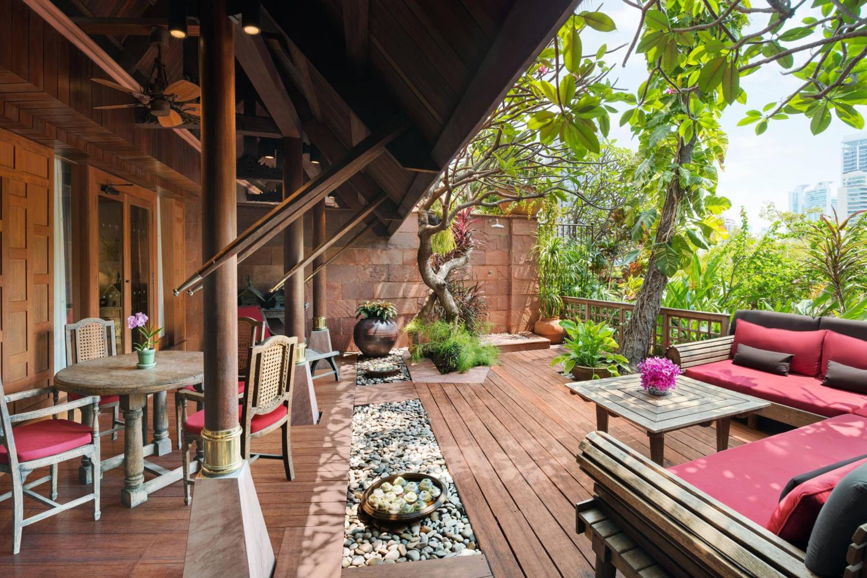 Rachada Suite