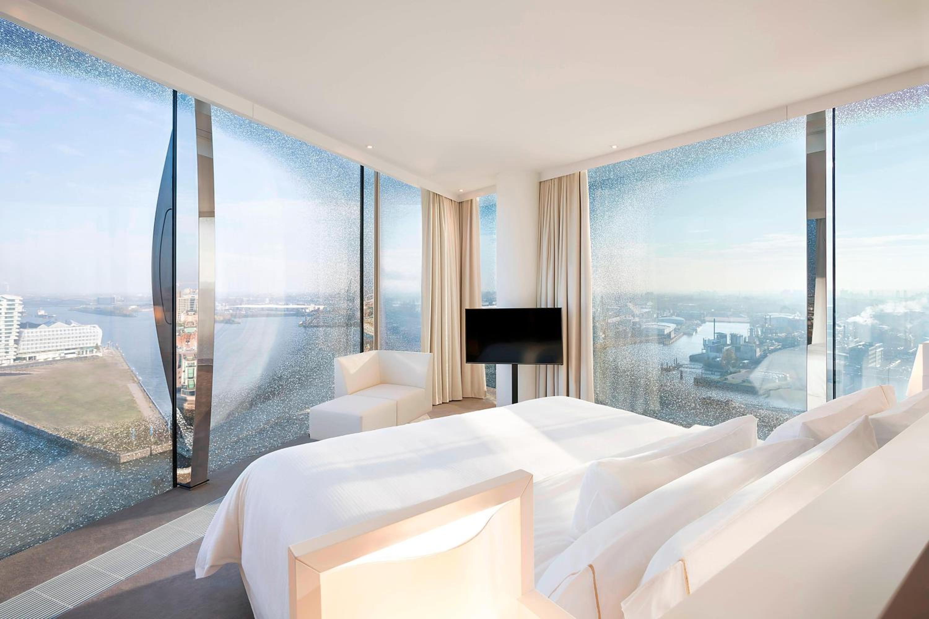 Horizon Suite, Suite, 1 King, City/Elbe view, Skyline view
