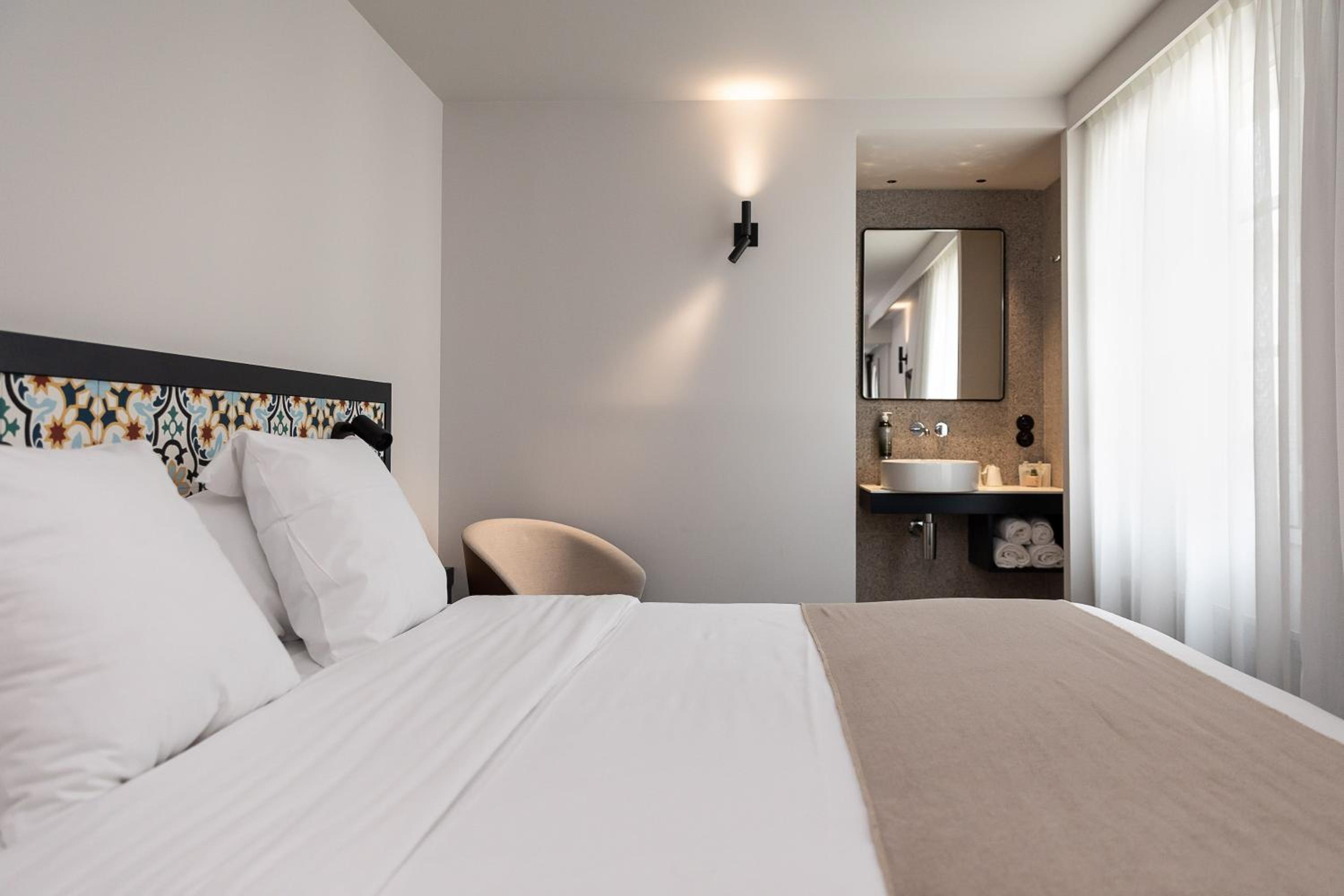 Cozy Double Room - Photo 6