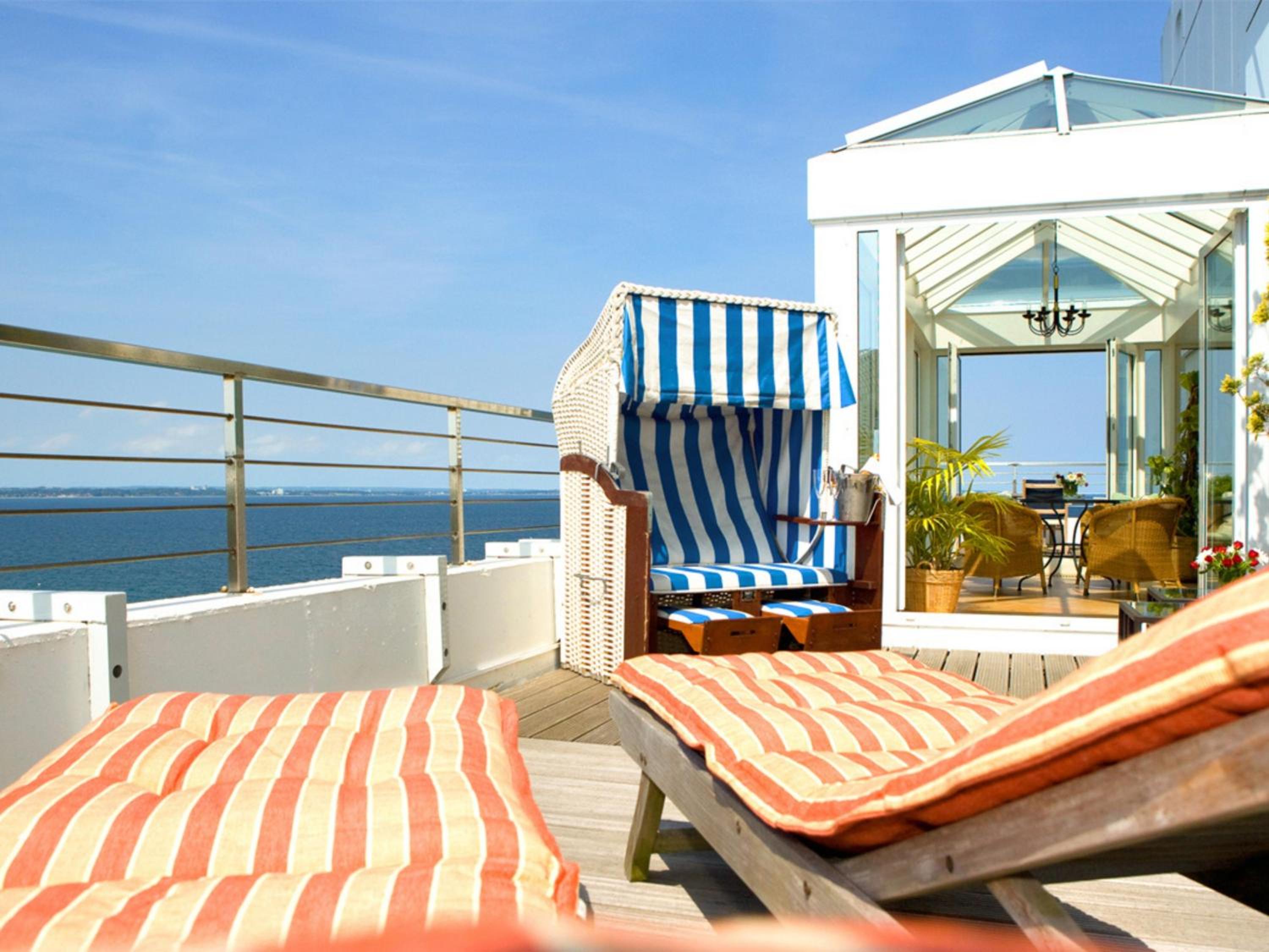 Penthouse-Suite mit Meerblick – Timmendorf photo