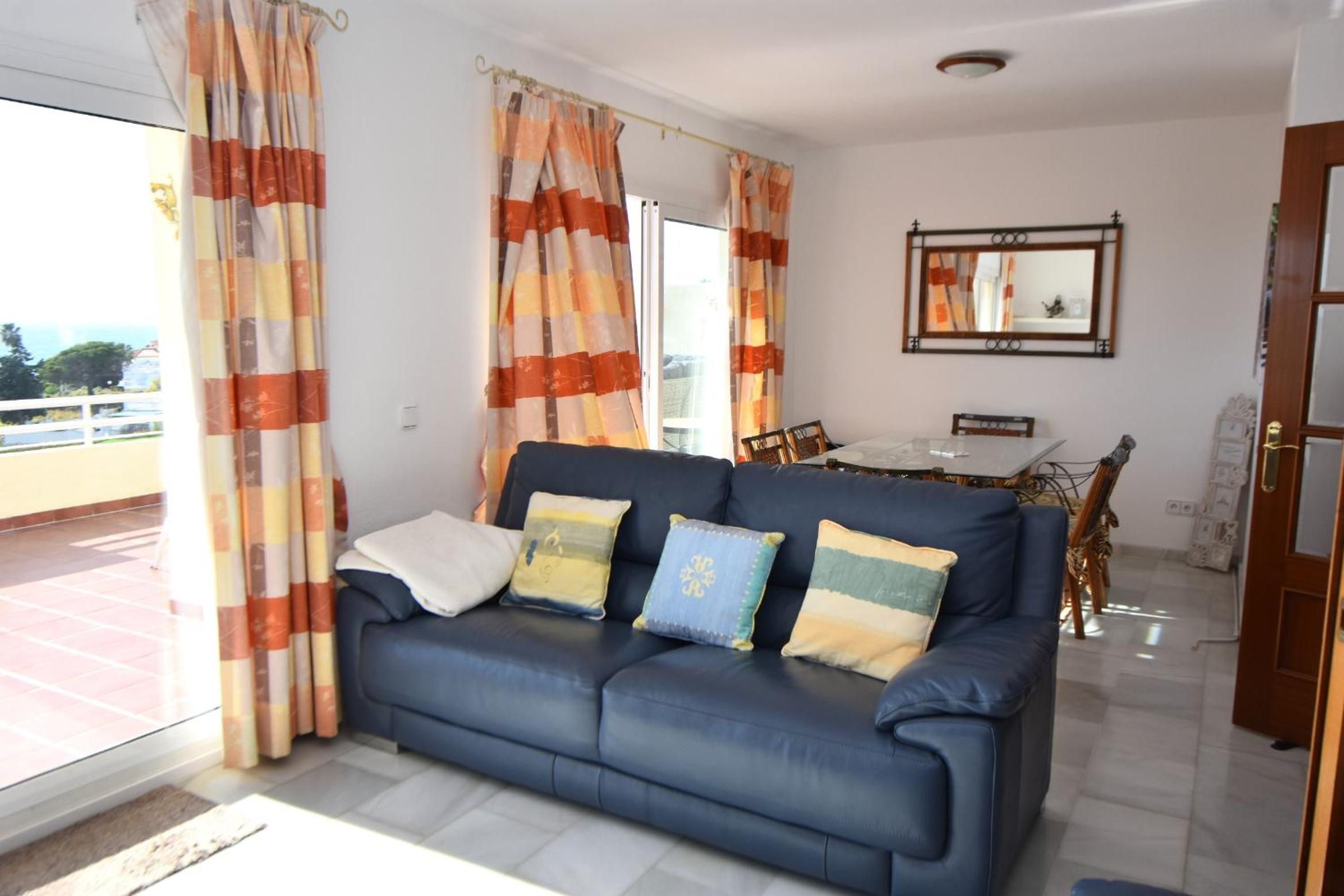 Apartamento con Balcón