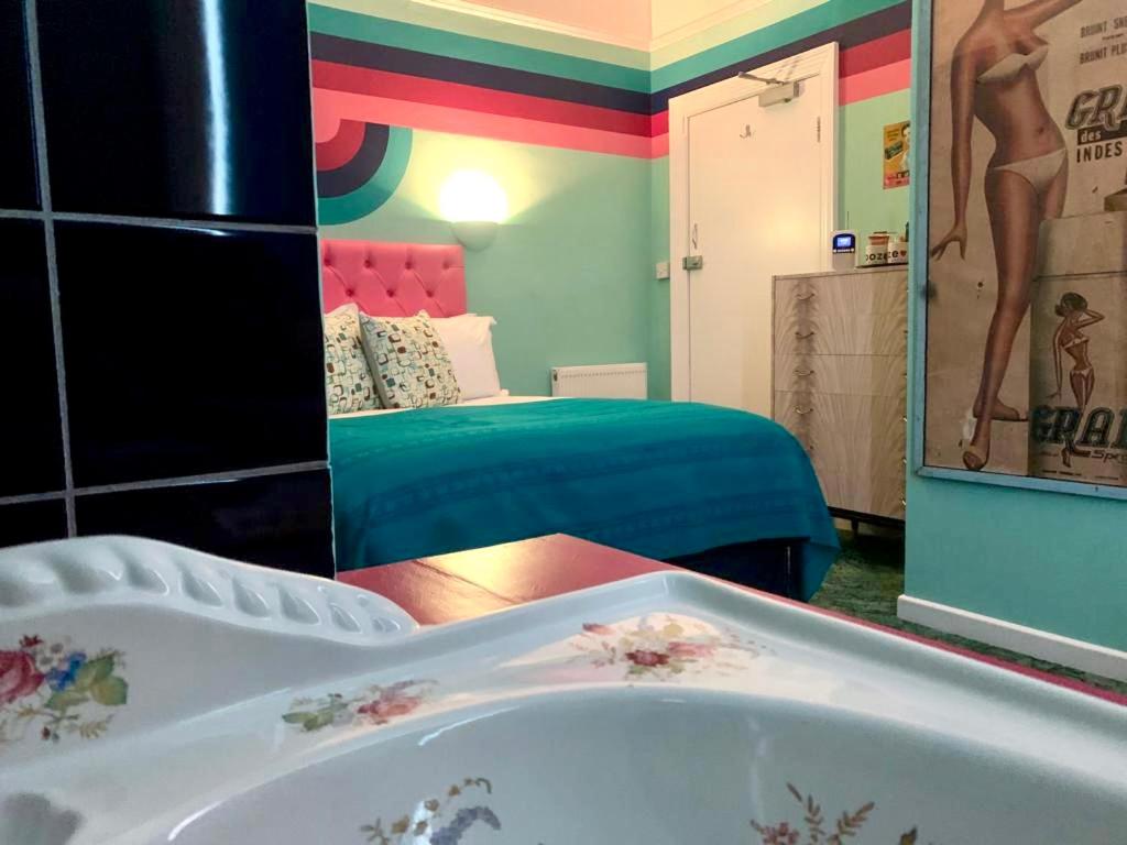 Double Room 4 En-Suite photo 3