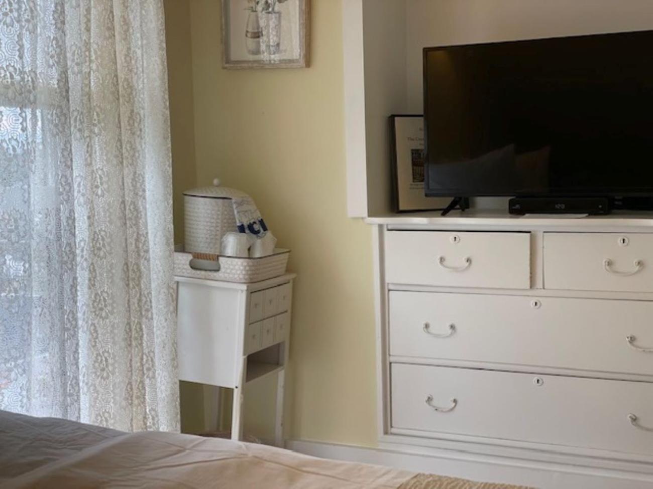 Double or Twin Room with Private External Bathroom photo 2