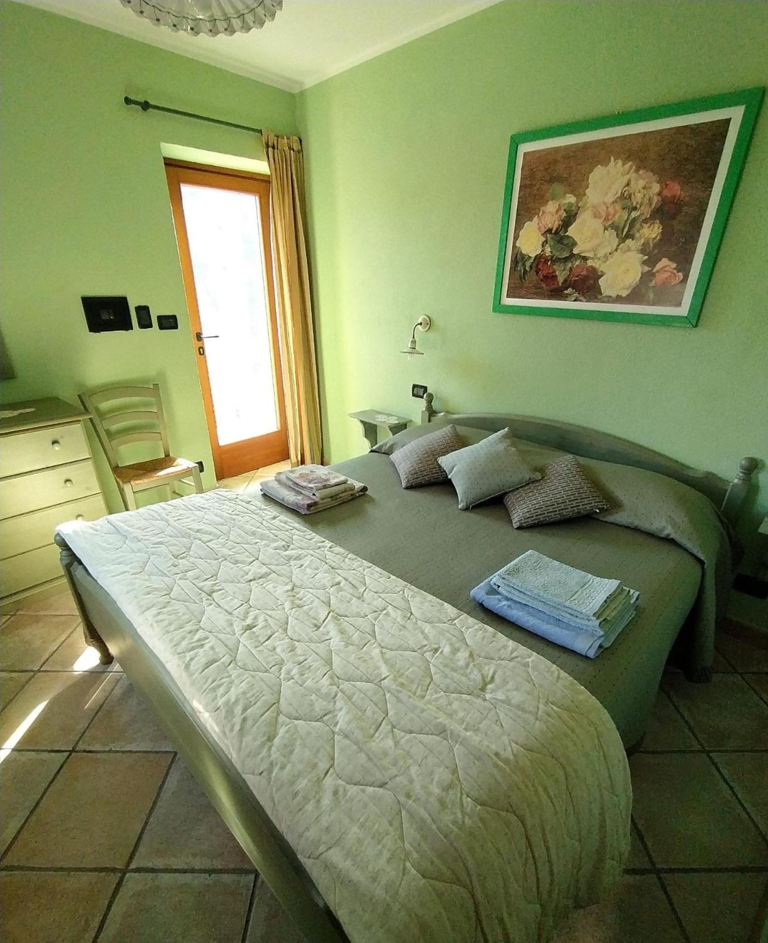 Double or Twin Room with Mountain View photo 1