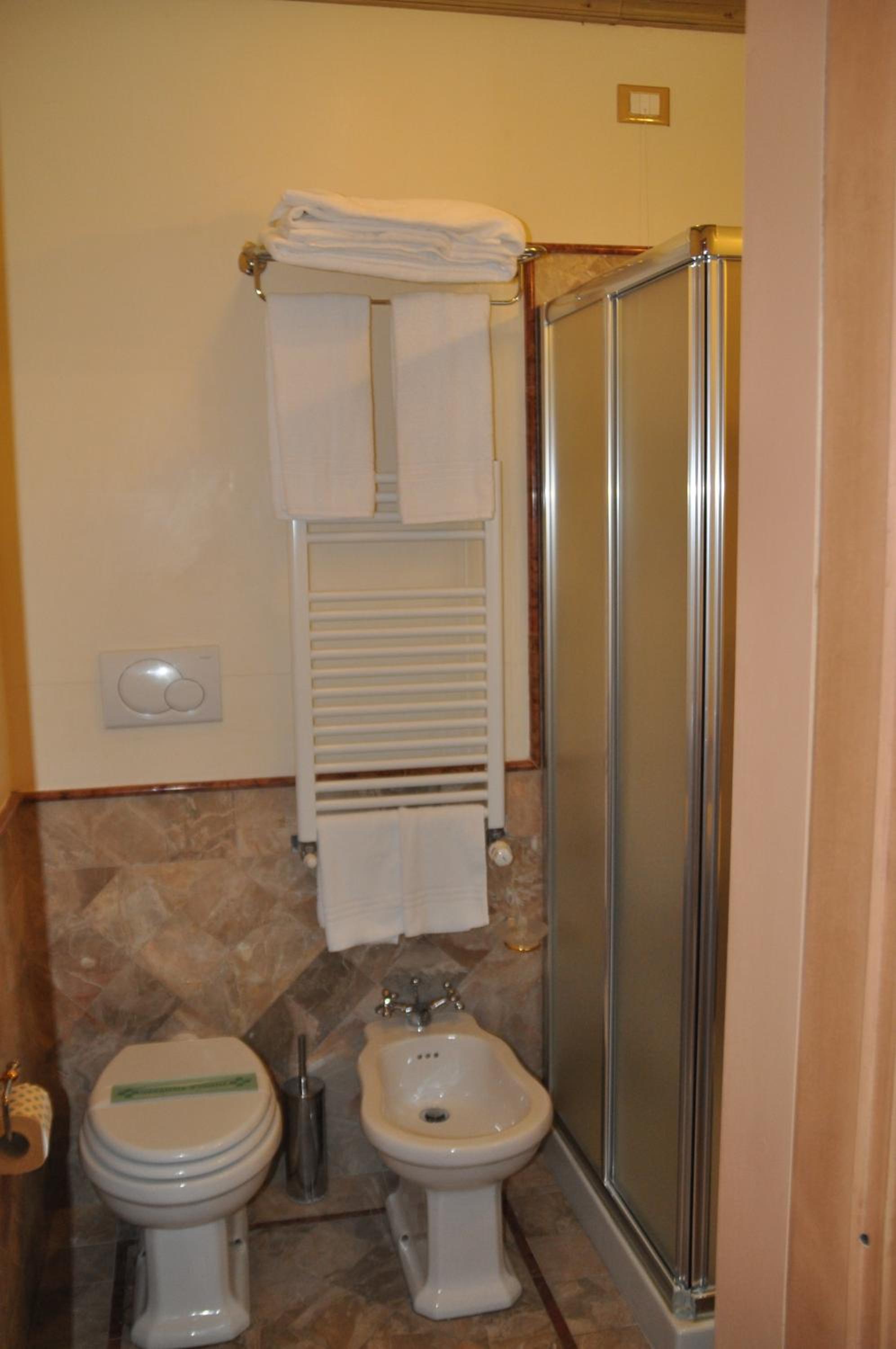 Suite with Lagoon View - Photo 9