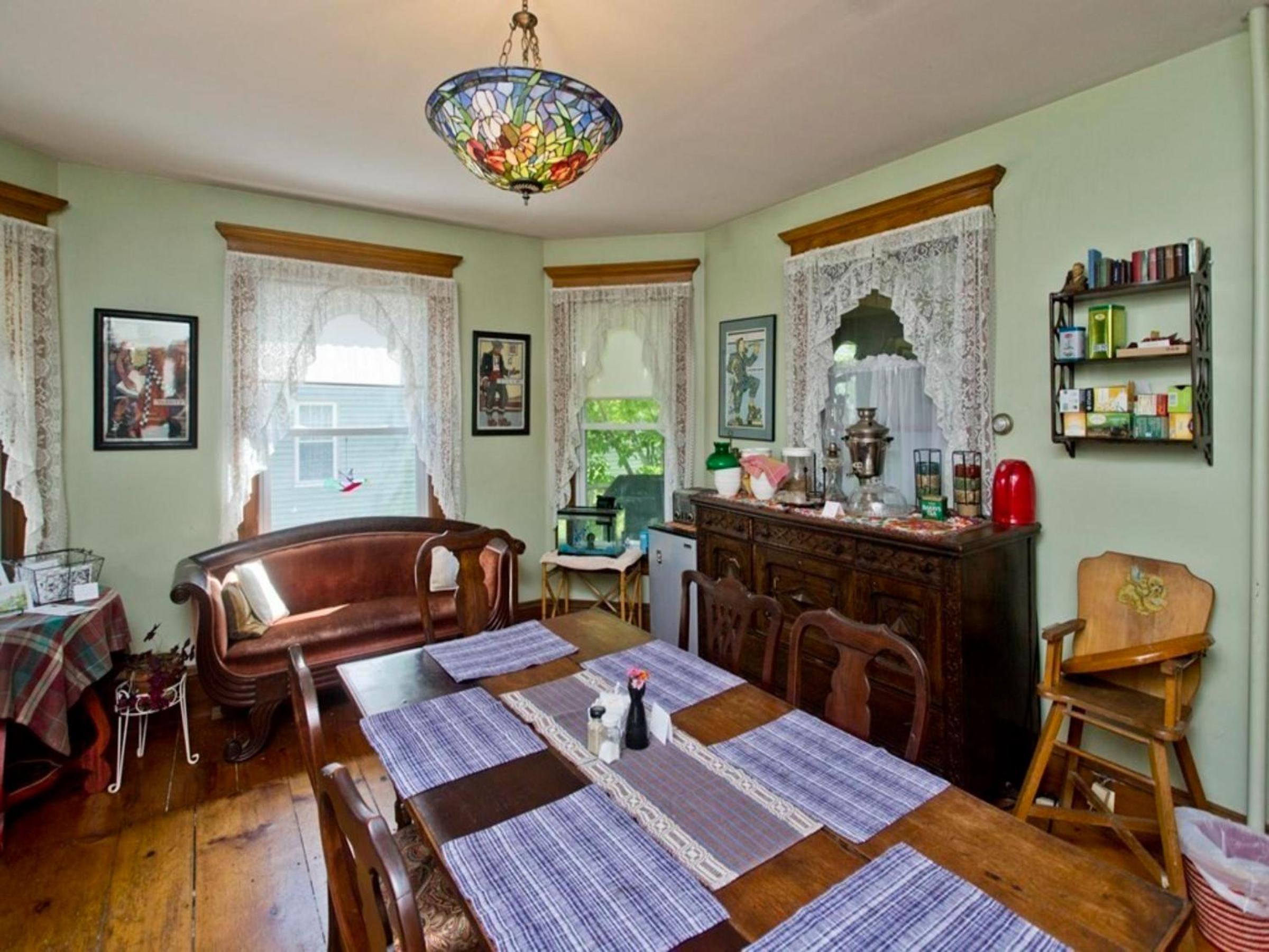 Double Room with Balcony - Photo 23