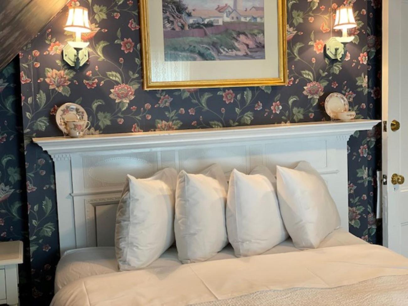 Queen Room photo 3