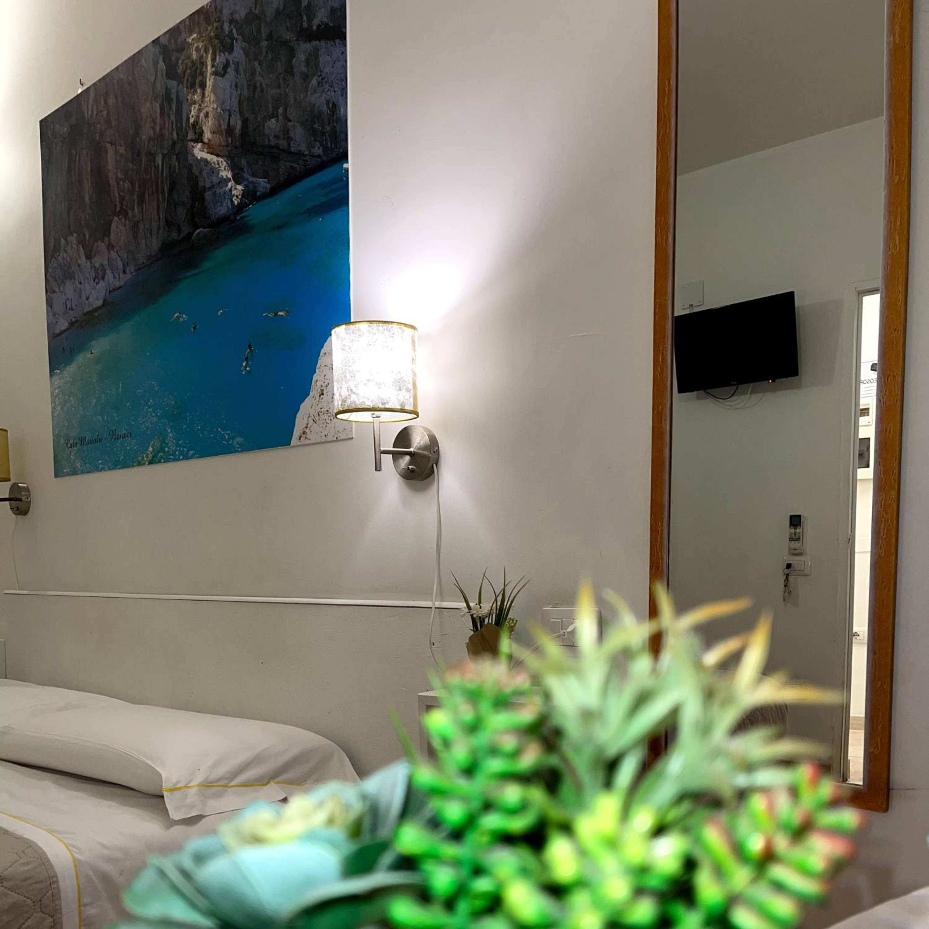 Double Room with Private Bathroom photo 2
