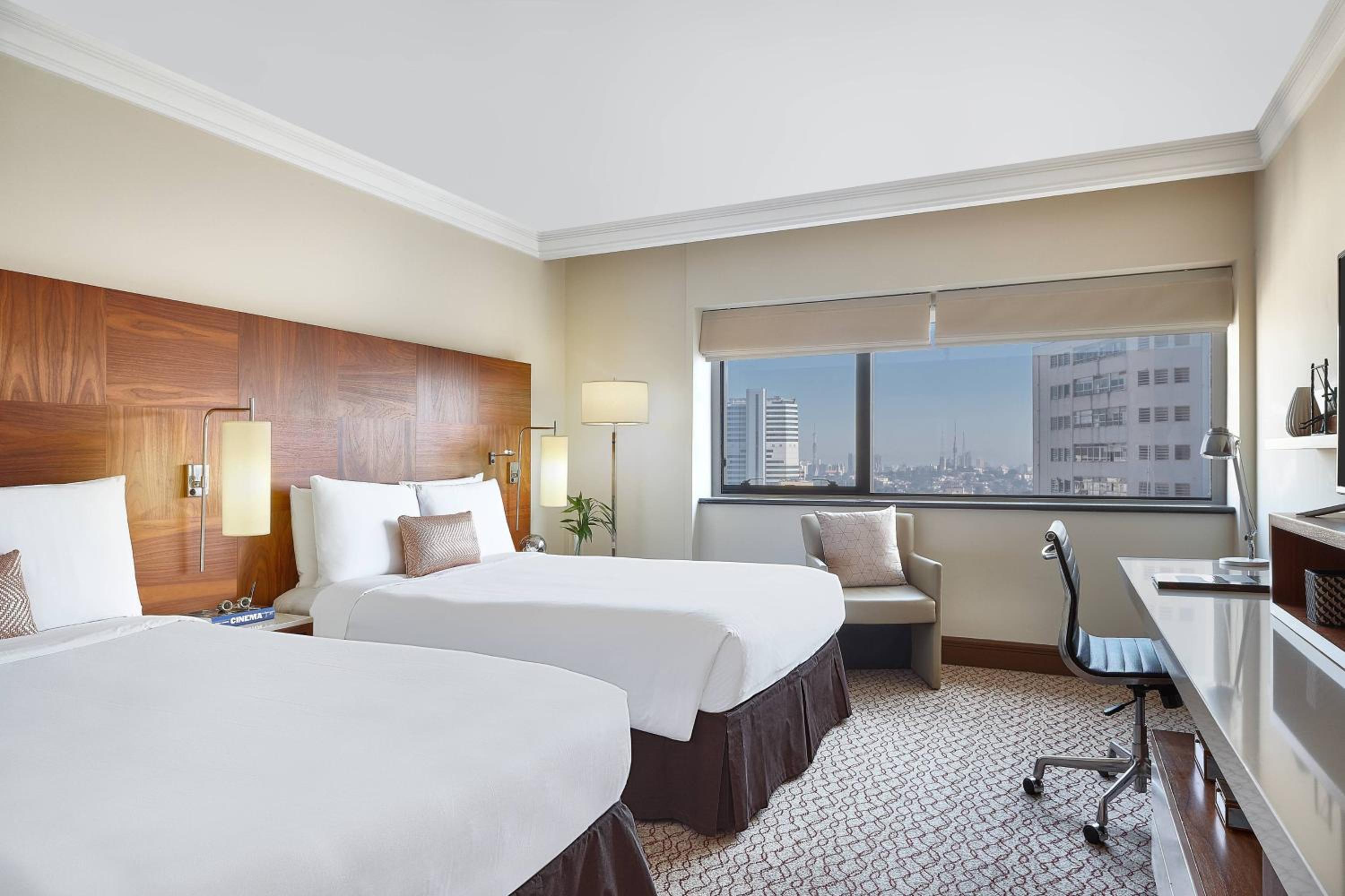 Club level, Guest room, Double, City view