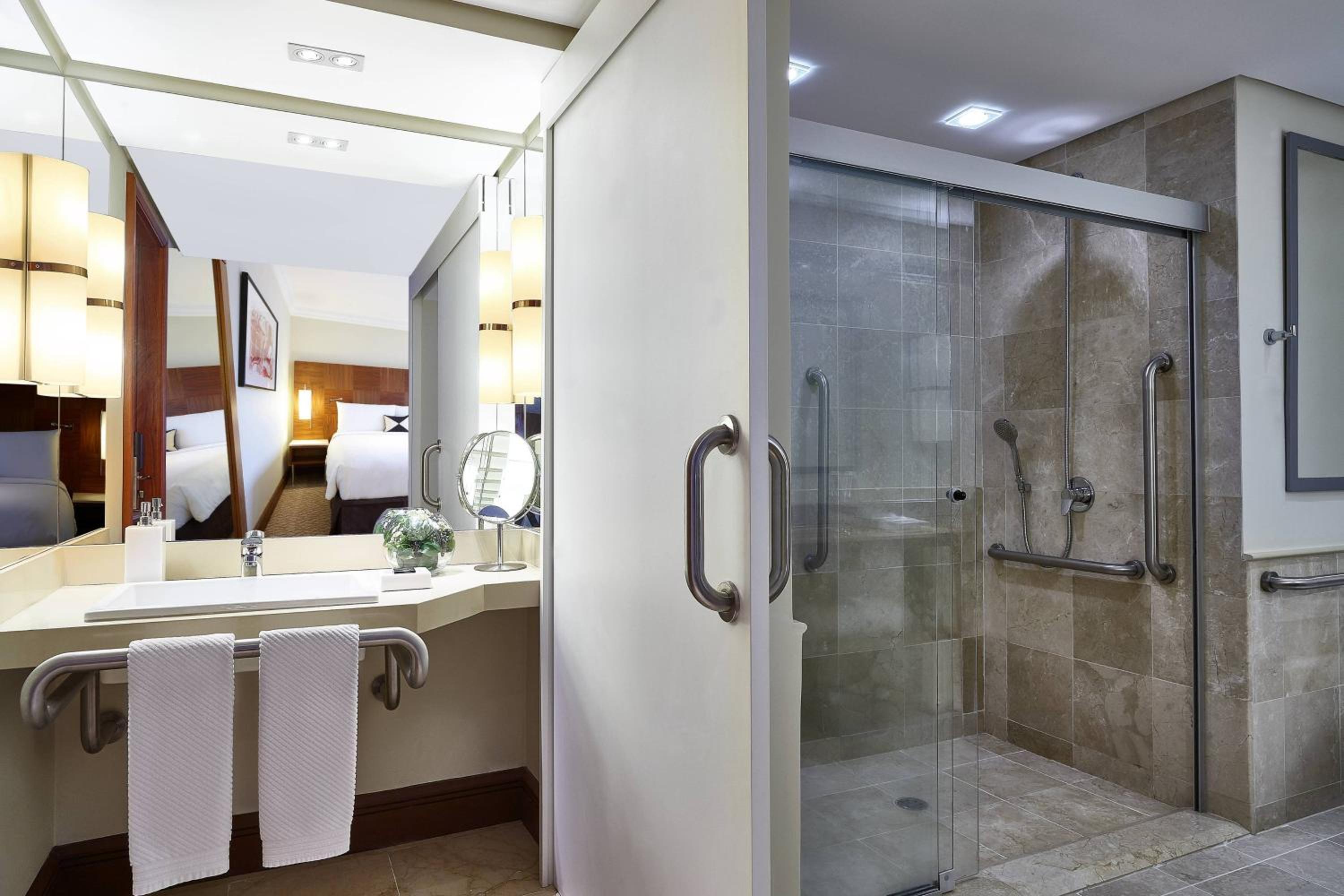 Deluxe Room with City View