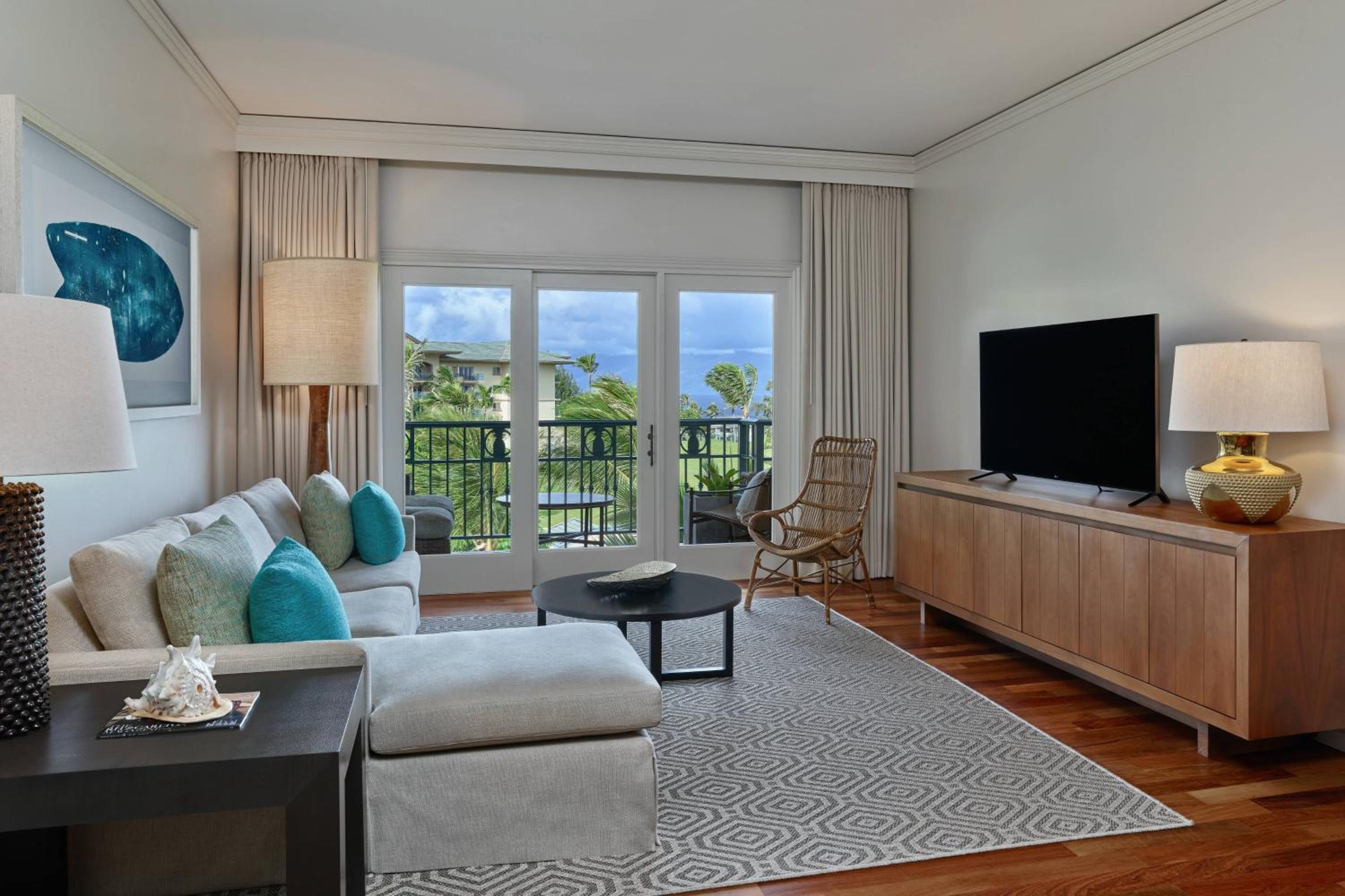 Residential One-Bedroom Suite with Ocean View - Photo 1