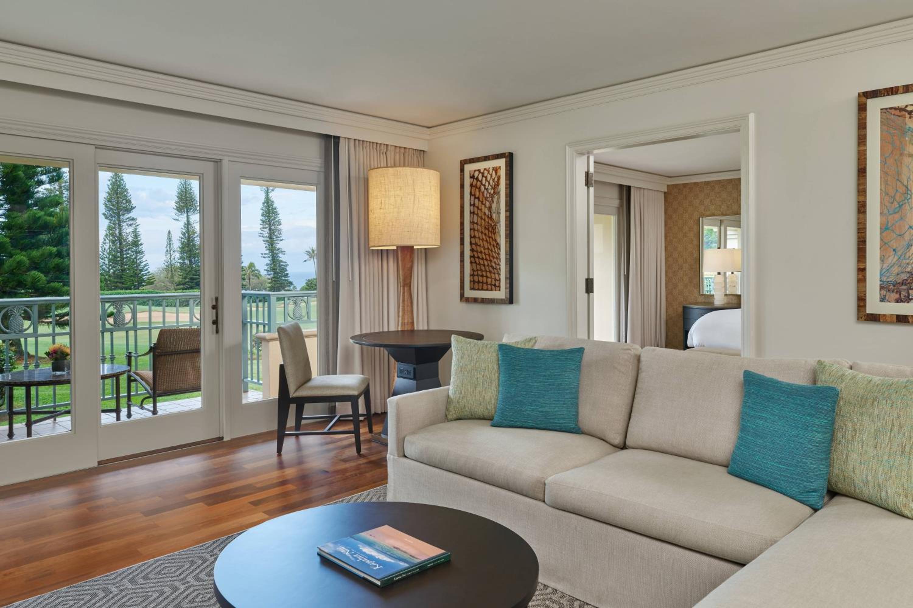 One-Bedroom King Suite with Gardenview - Photo 1