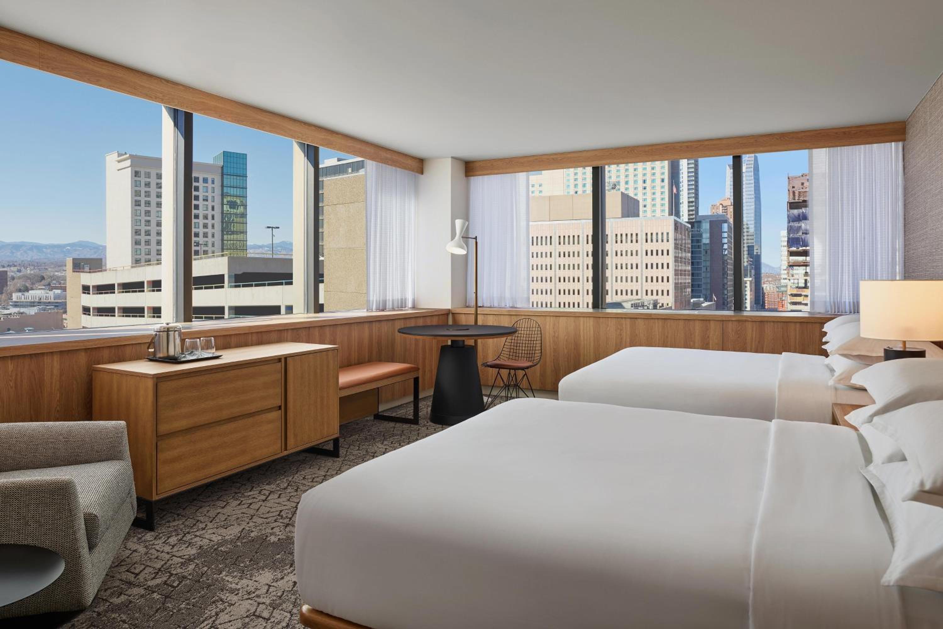 One-Bedroom Executive Suite with Two Queen Beds photo 1