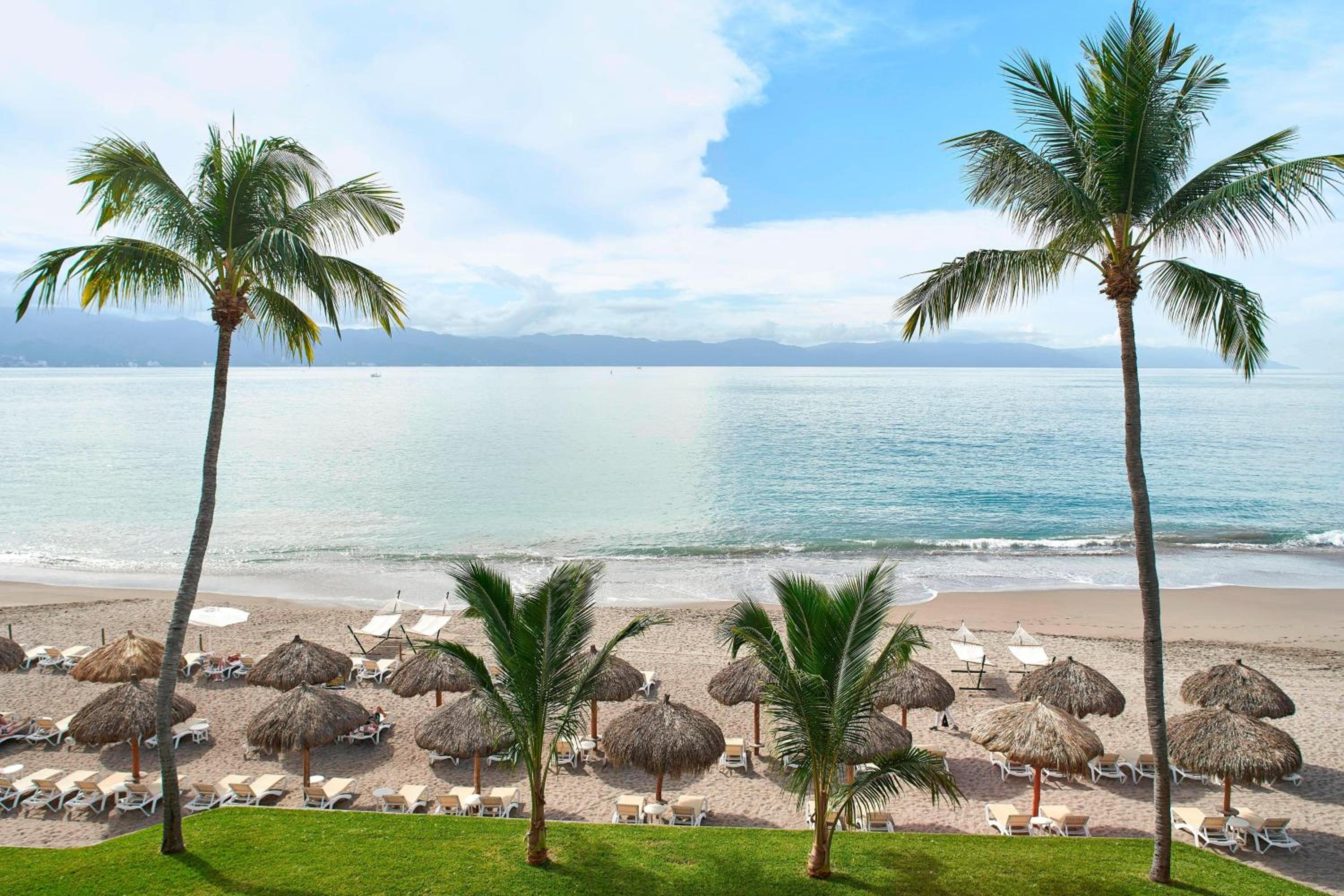 Ocean Front View, Guest room, 2 Double - Photo 6