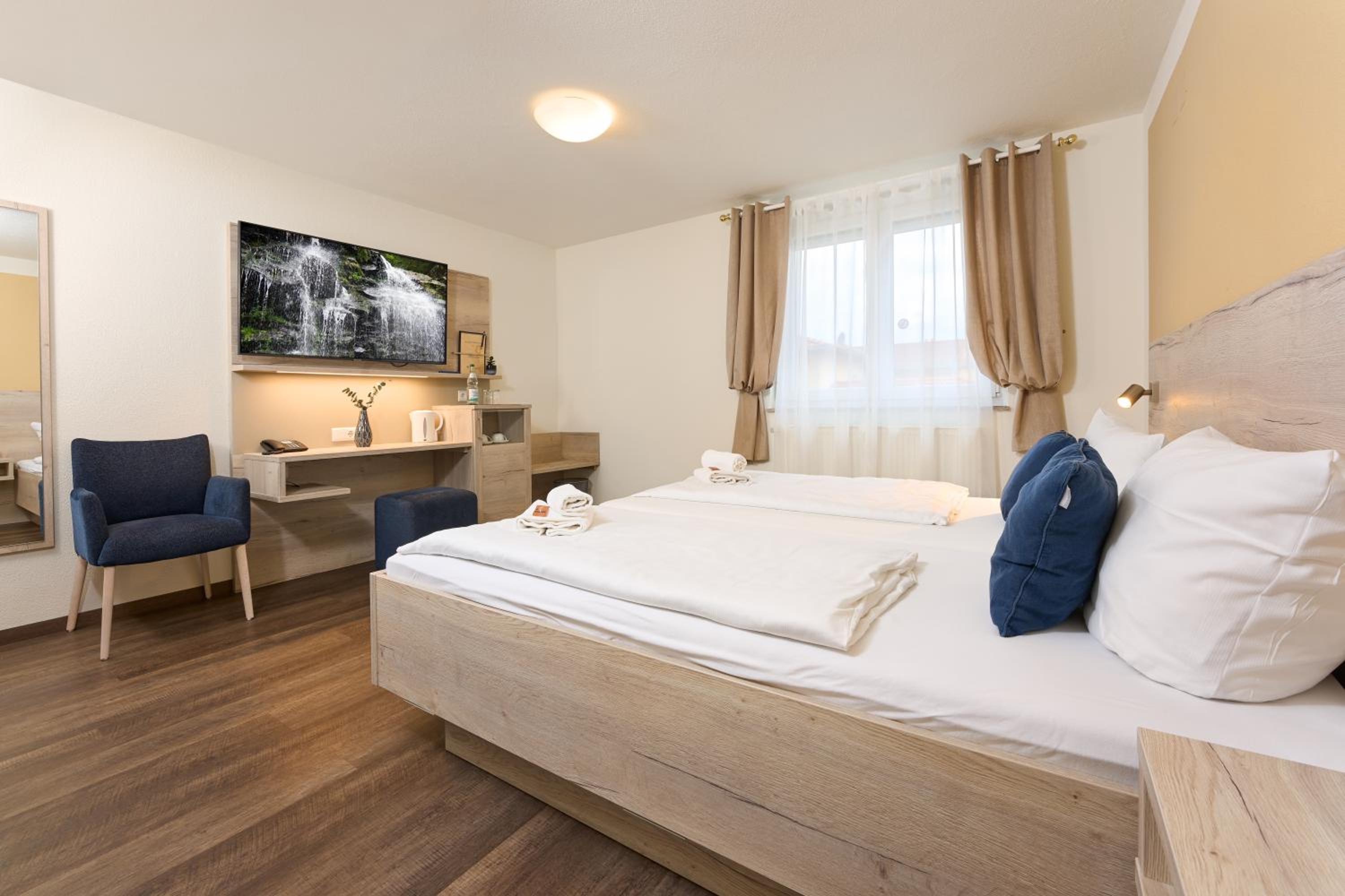 Double Room - Photo 1