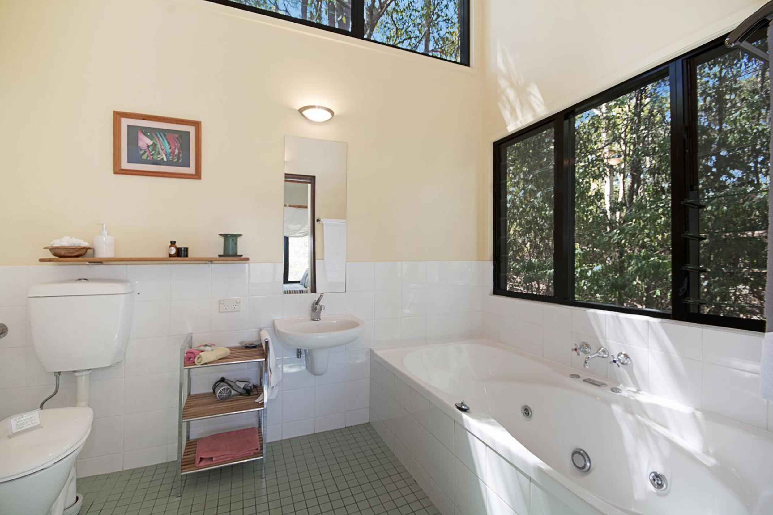Villa photo 2