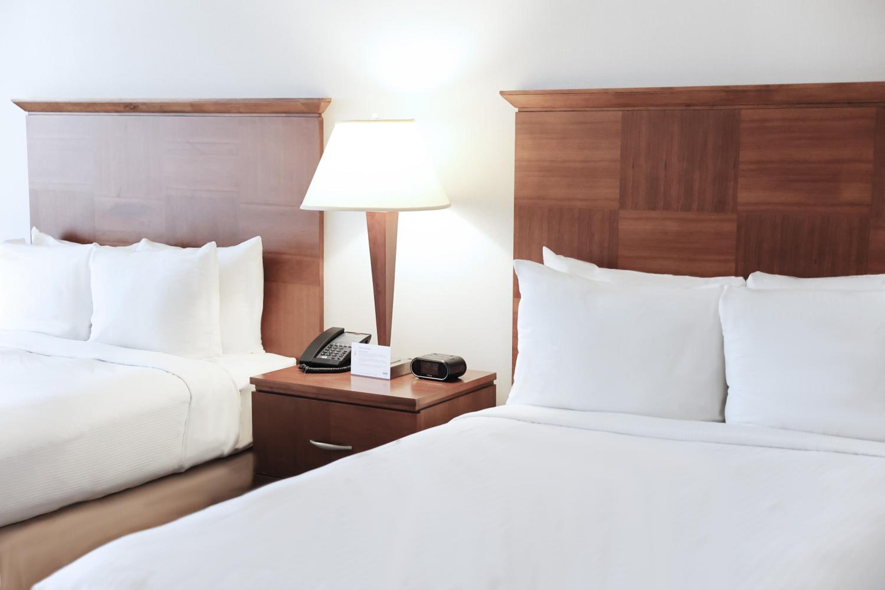 Double Room with Two Double Beds - Non-Smoking photo 1