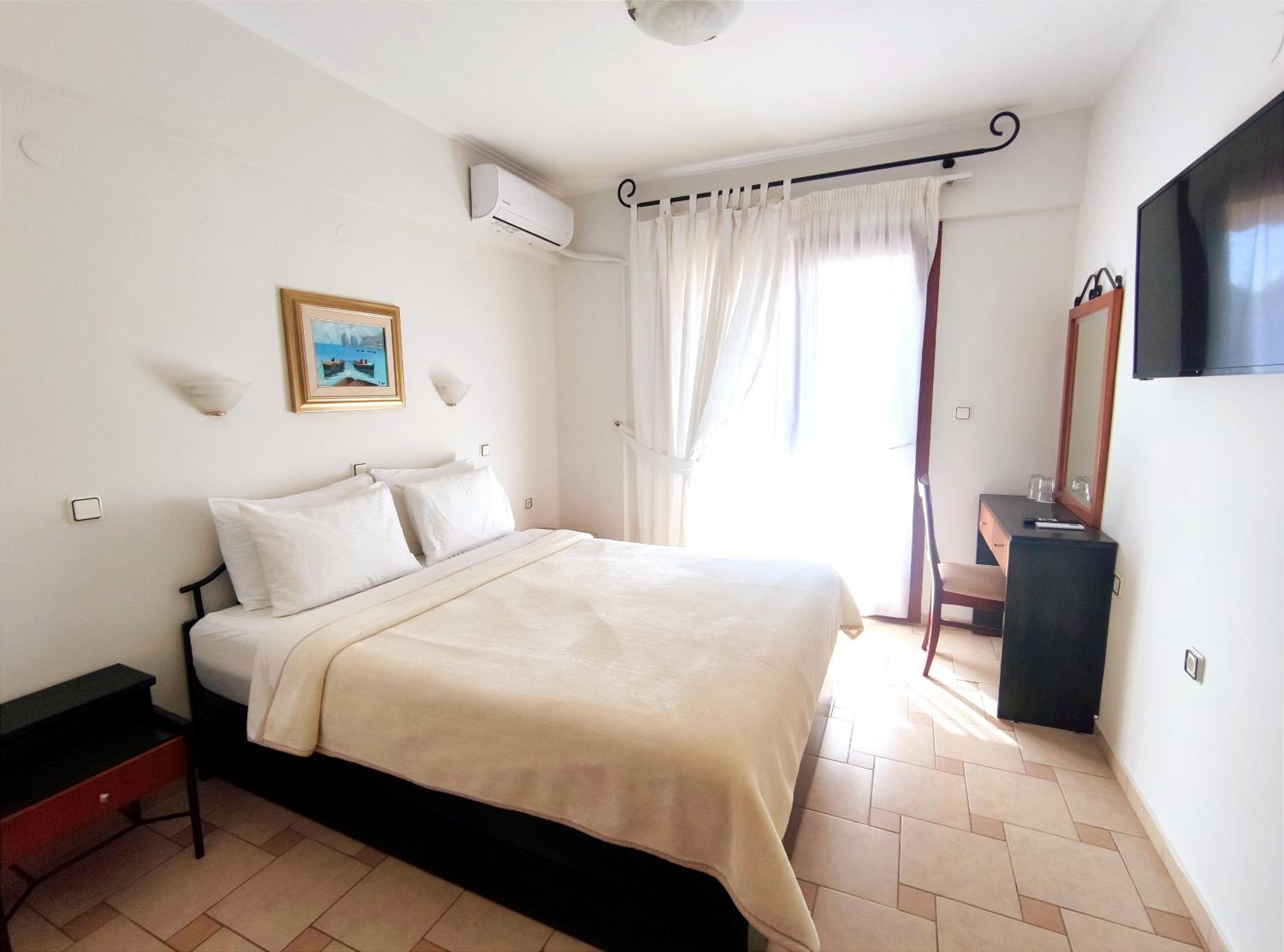 Double Room with Pool View