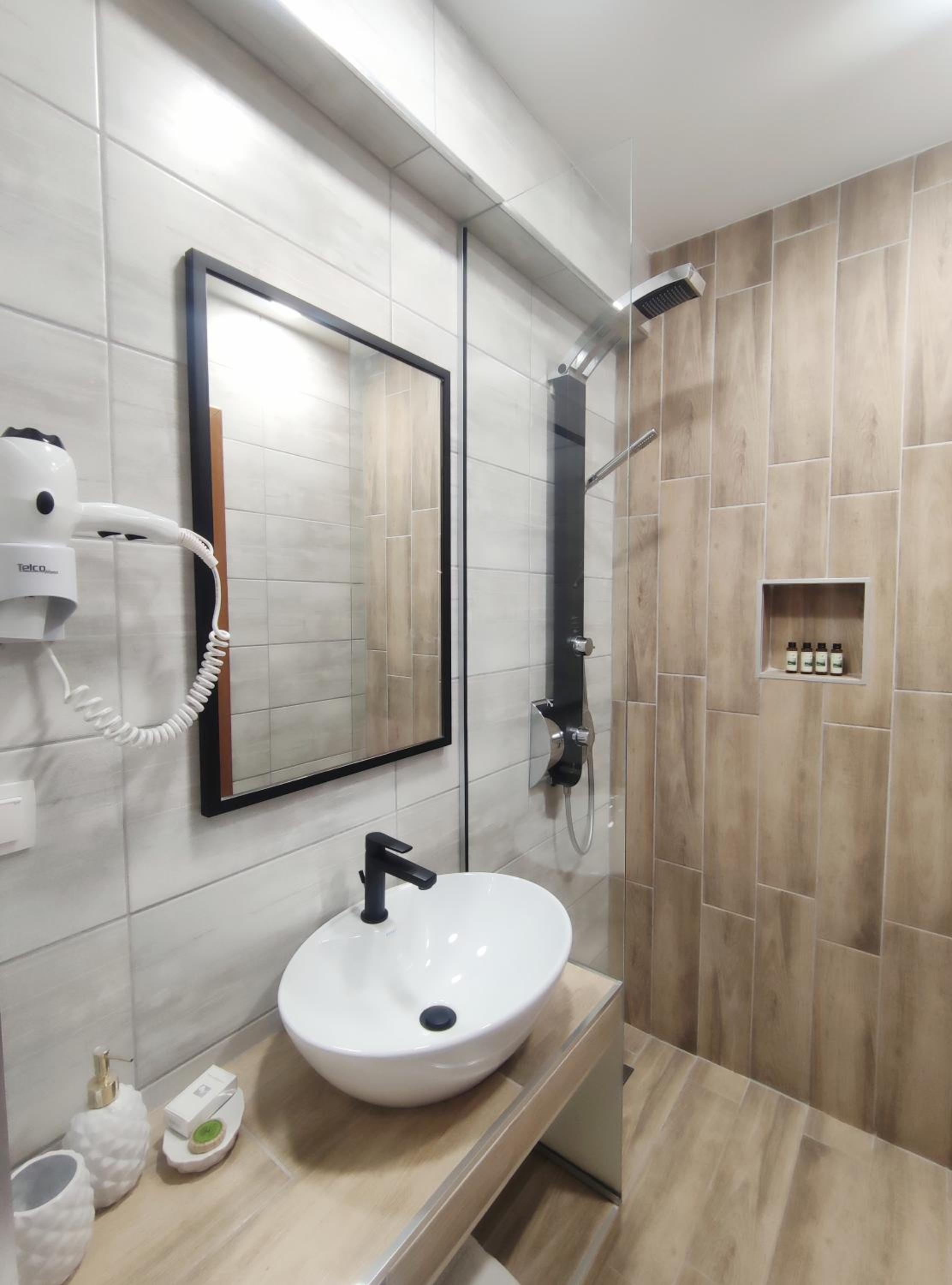 Deluxe Twin Room with Sea View photo 3