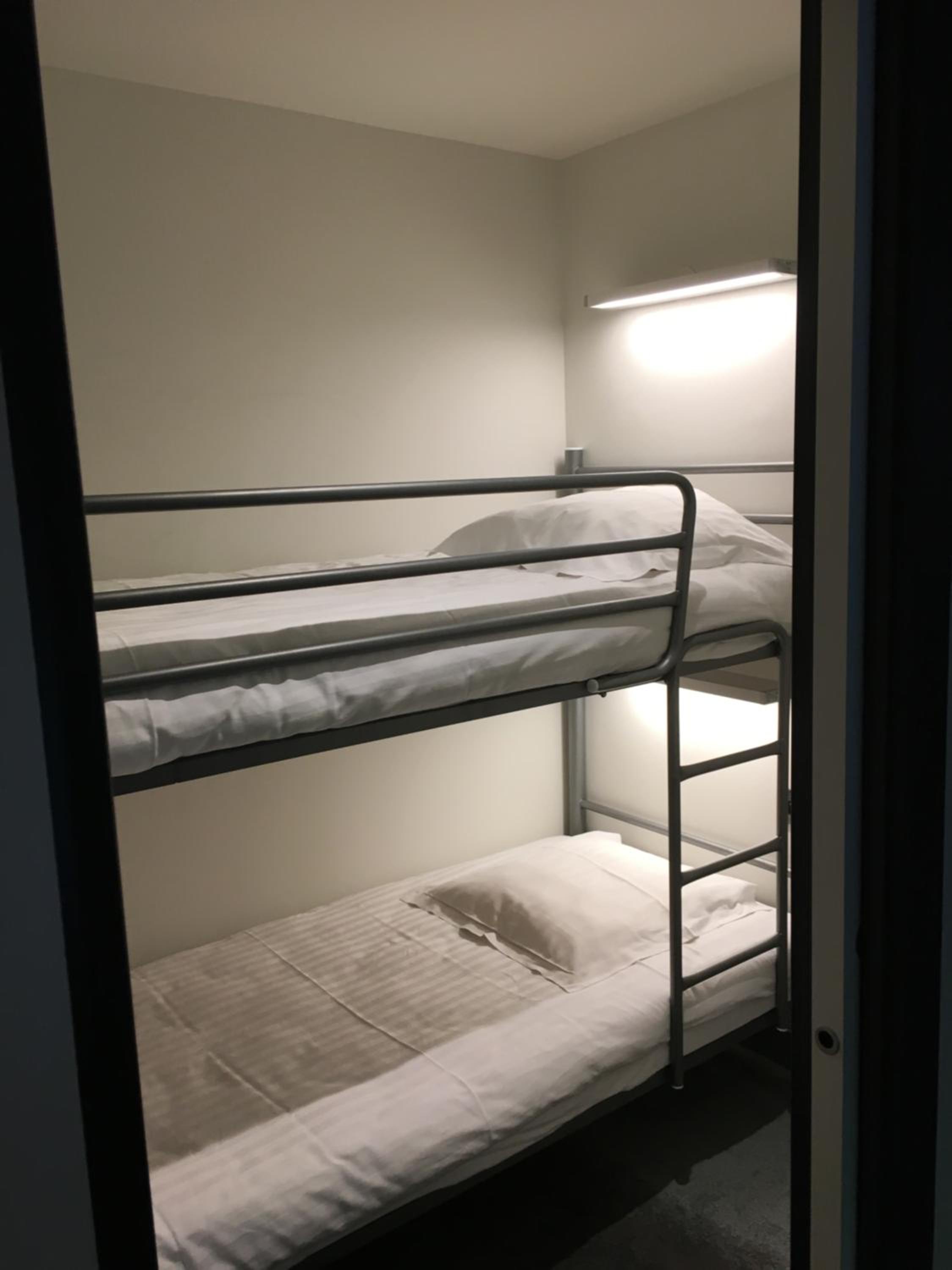 Quadruple Room with Mountain View photo 3