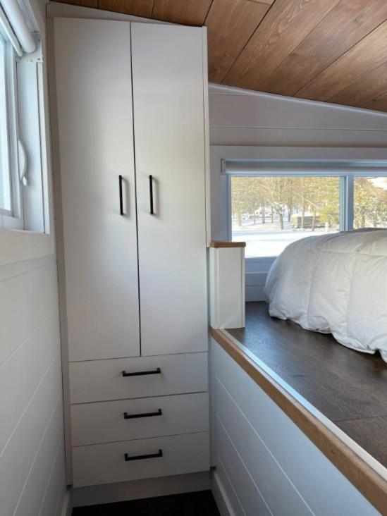 Mobile Home - Photo 1