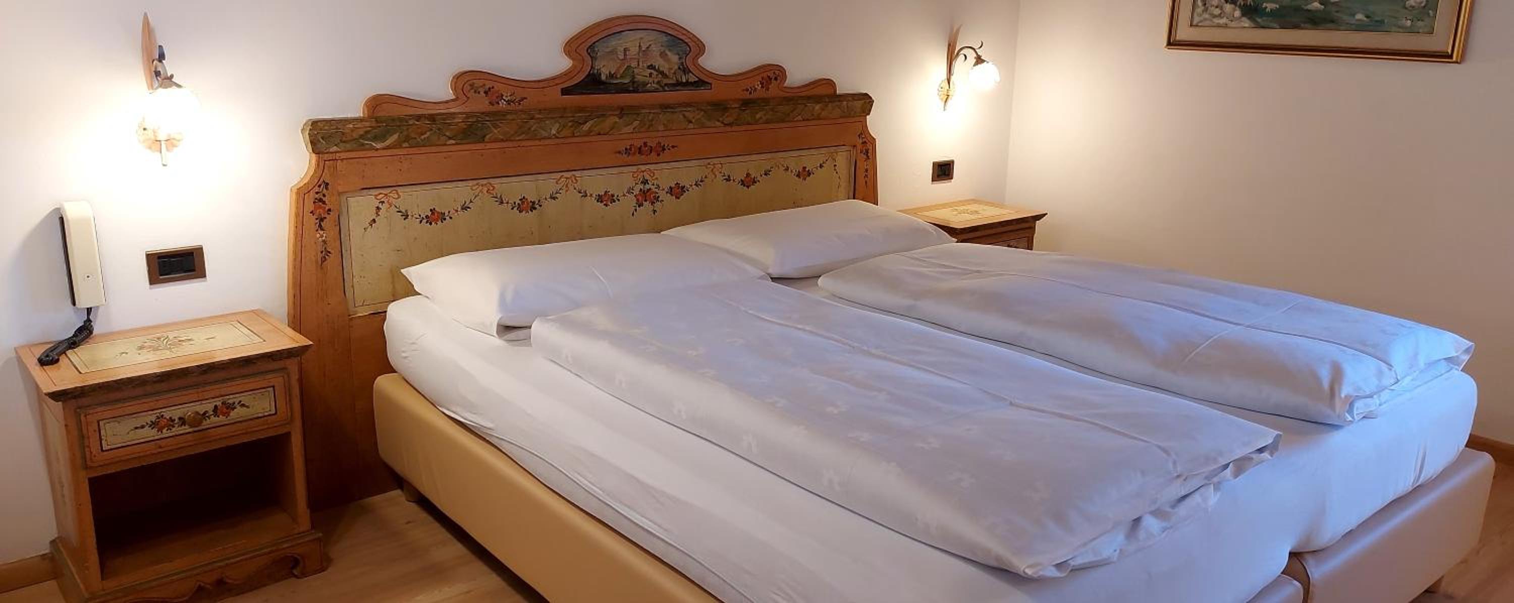 Double or Twin Room with View - Photo 3