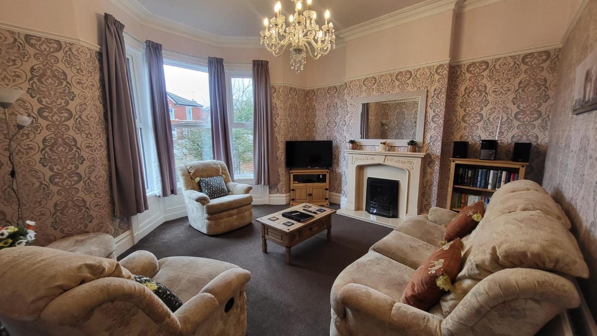 Three-Bedroom House photo 1