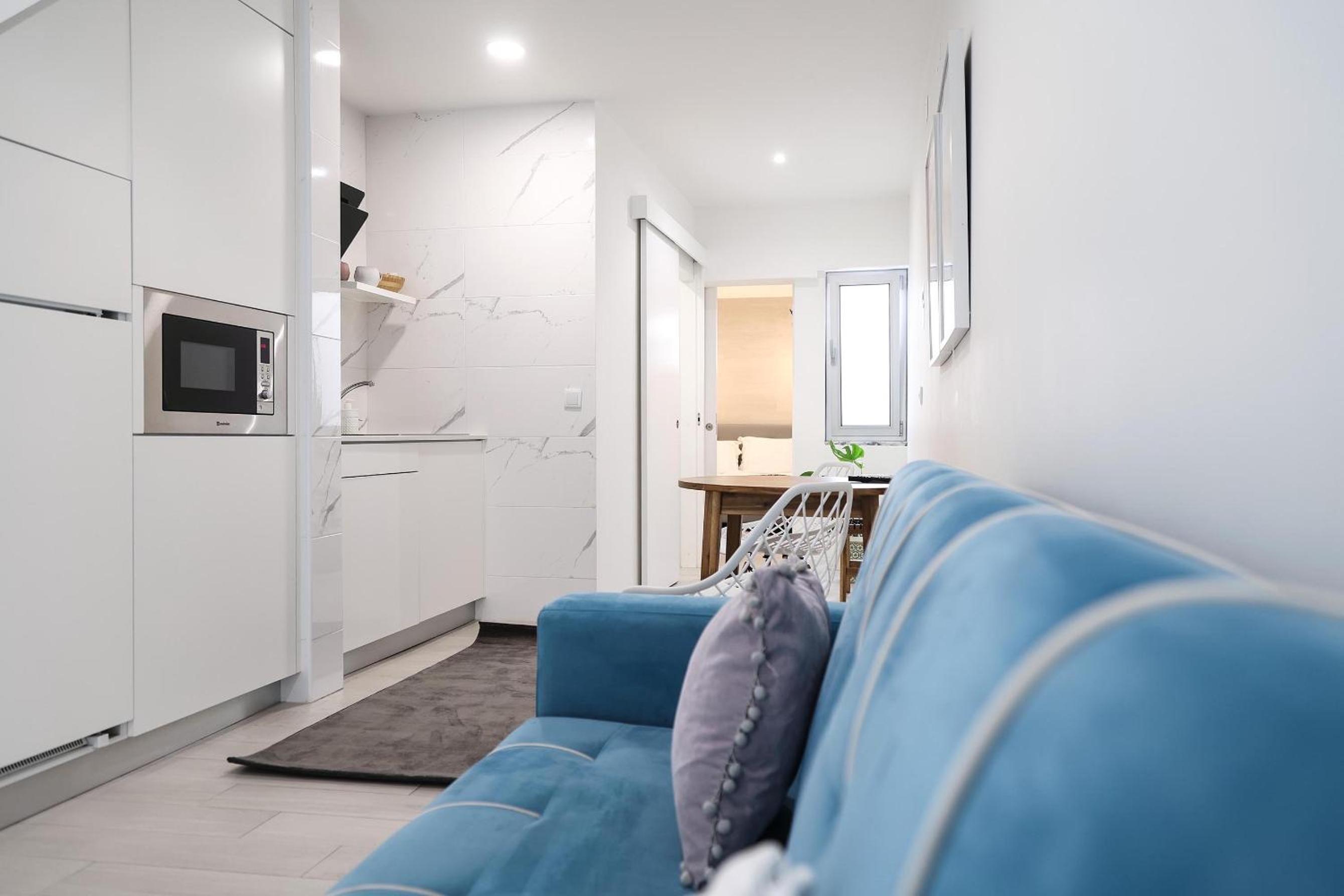 One-Bedroom Apartment