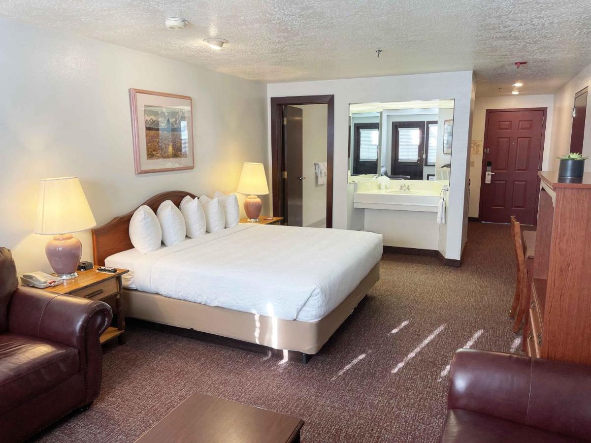 Double Room with Balcony photo 1