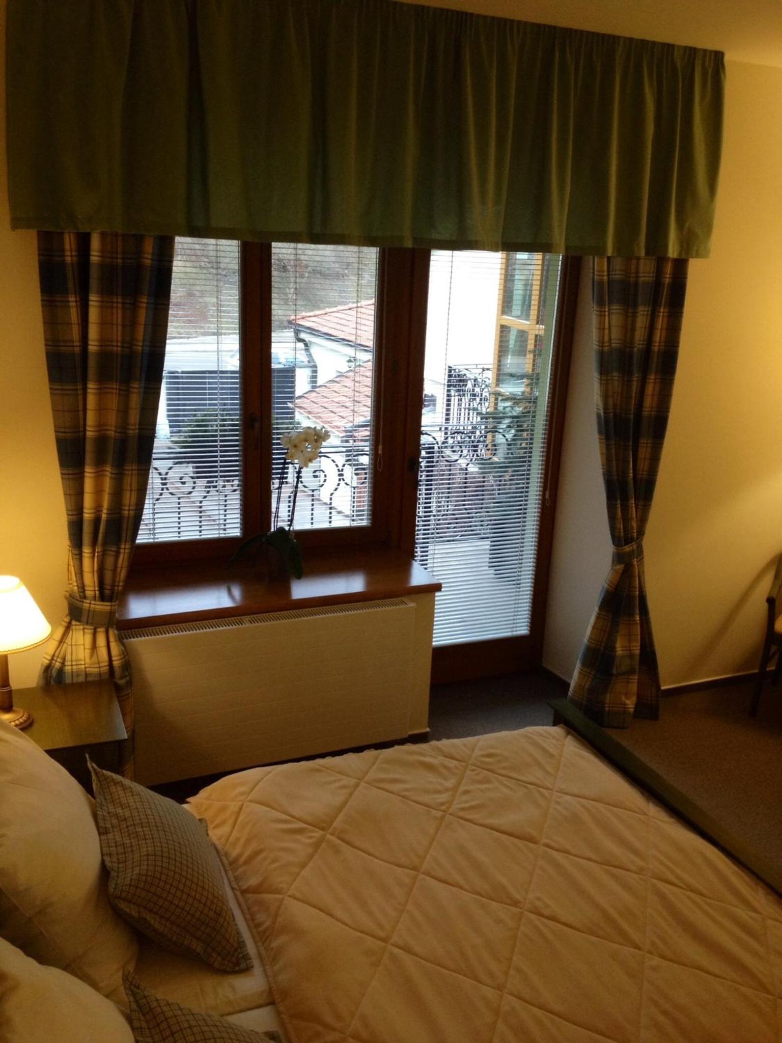 Double Room - Photo 5