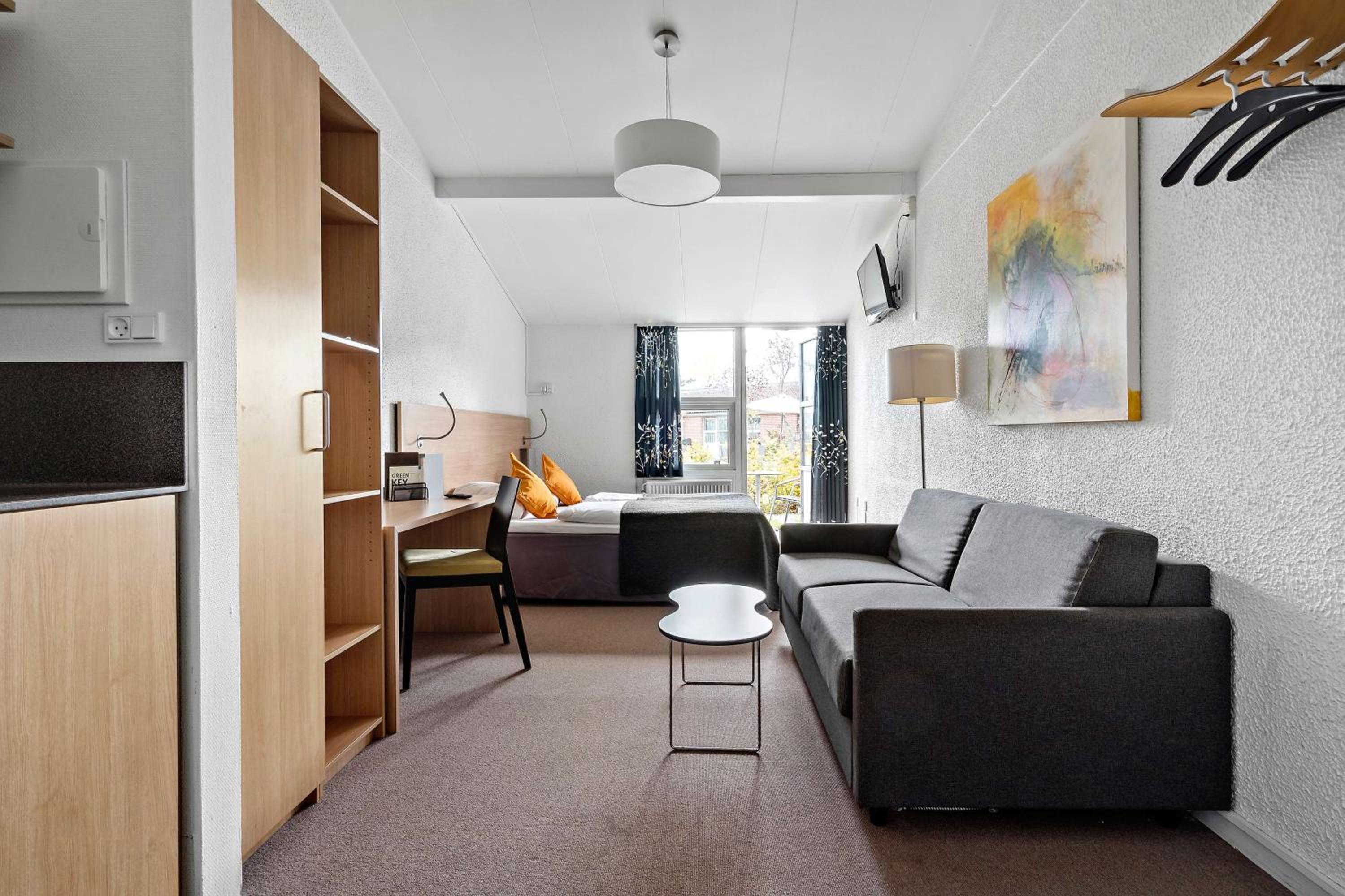Family Room with One Double Bed and Sofa Bed - Terrace/Non-Smoking - Photo 1