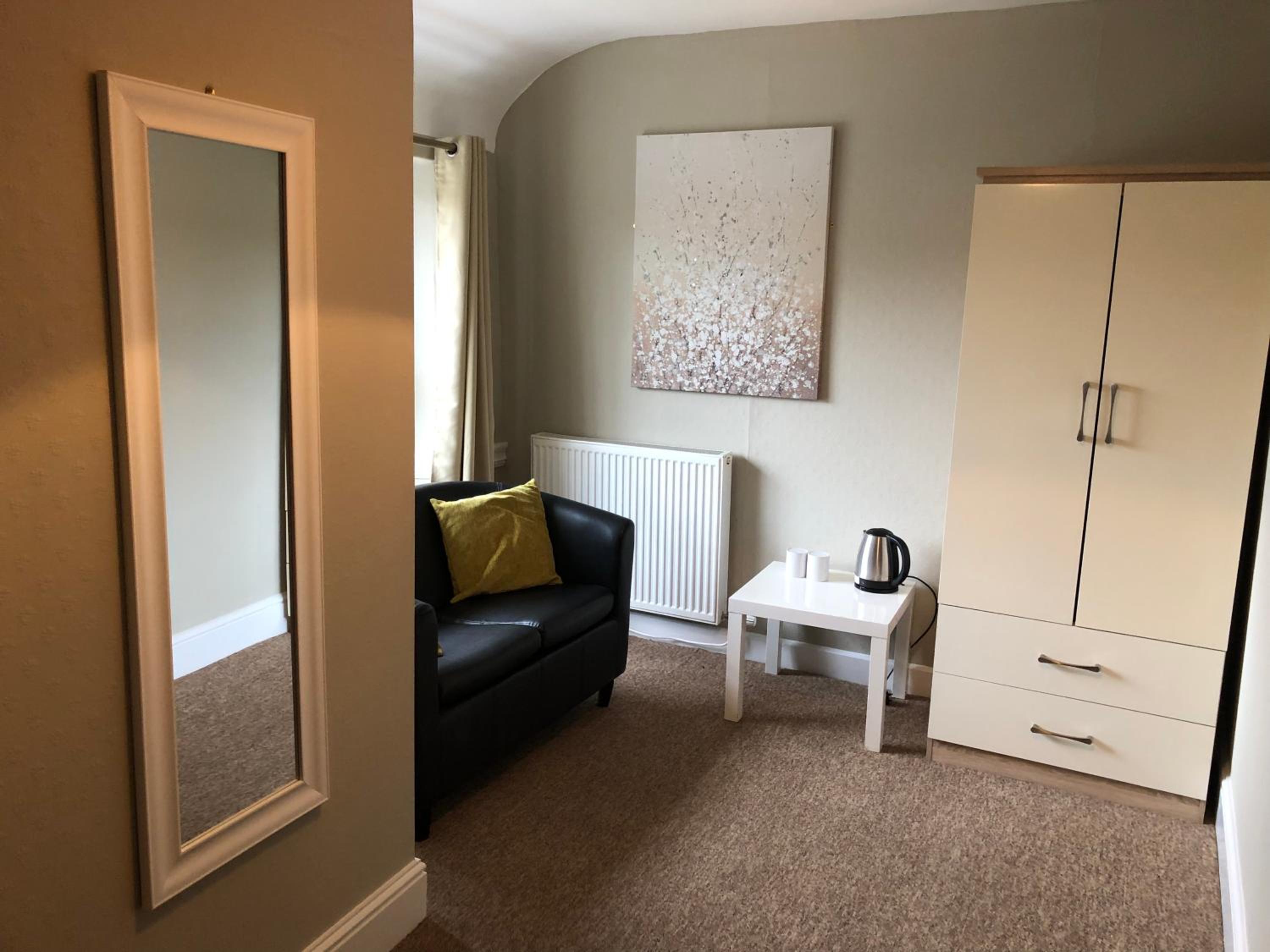Twin Room with Bathroom photo 2