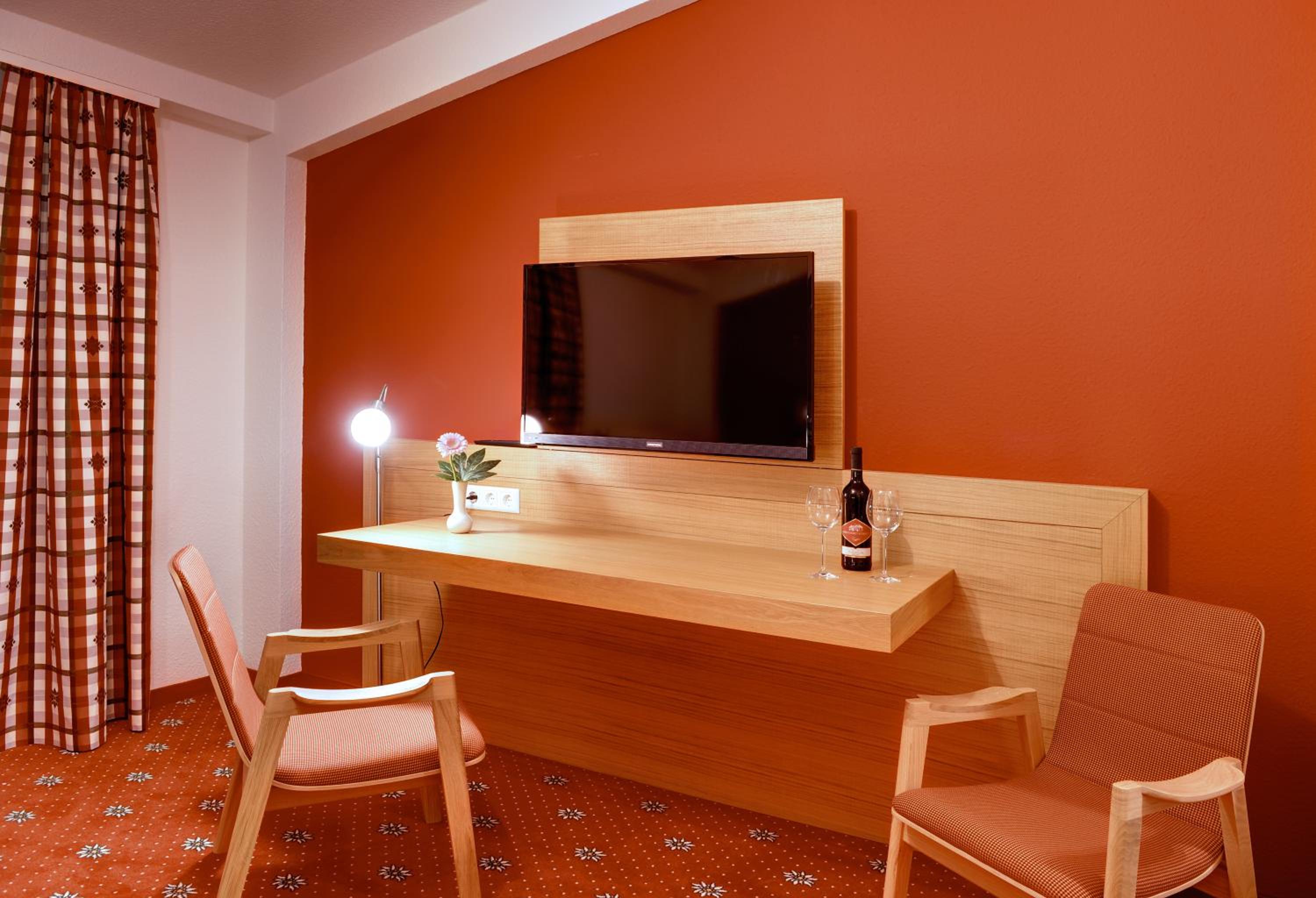 Standard Double Room - Photo 3