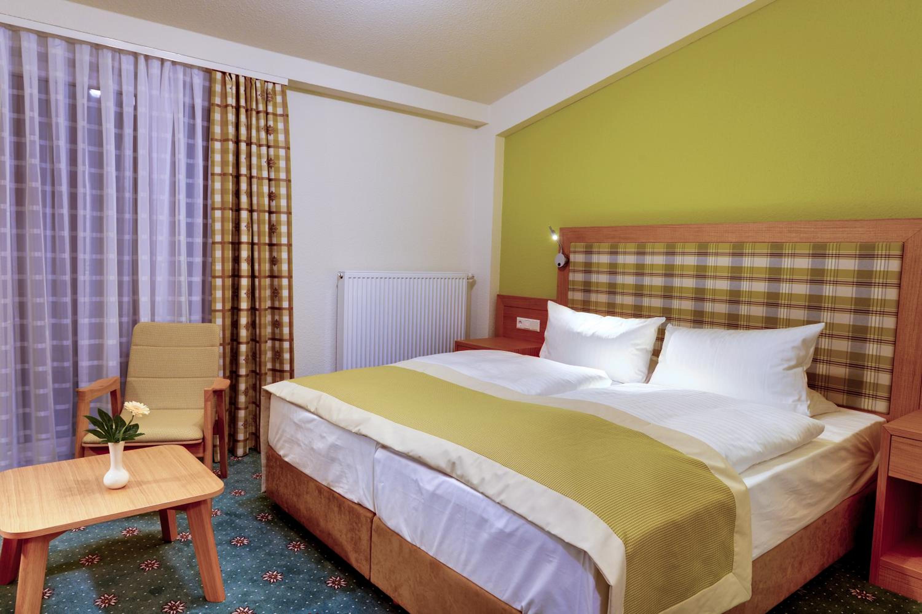 Standard Double Room - Photo 6