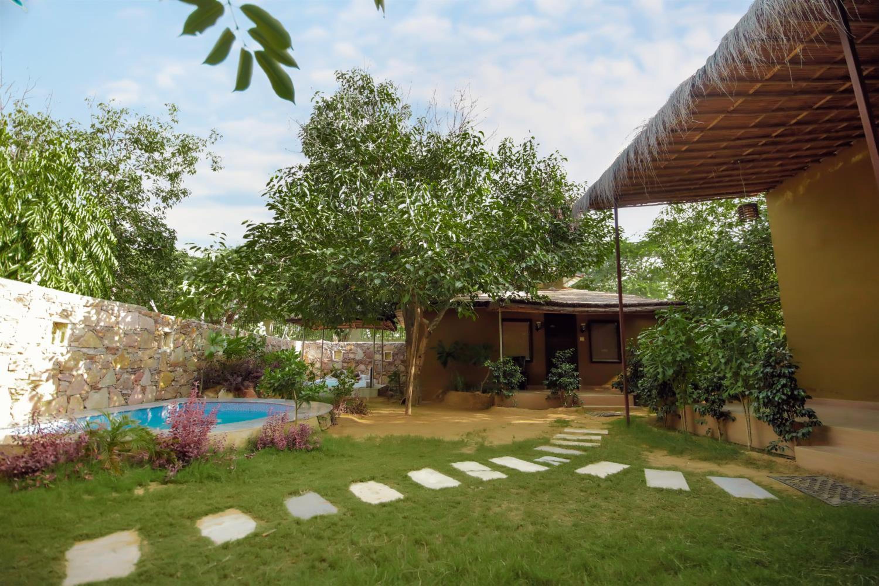 Family 2 bedroom Villa with Plunge Pool and Private Sit out - Photo 9