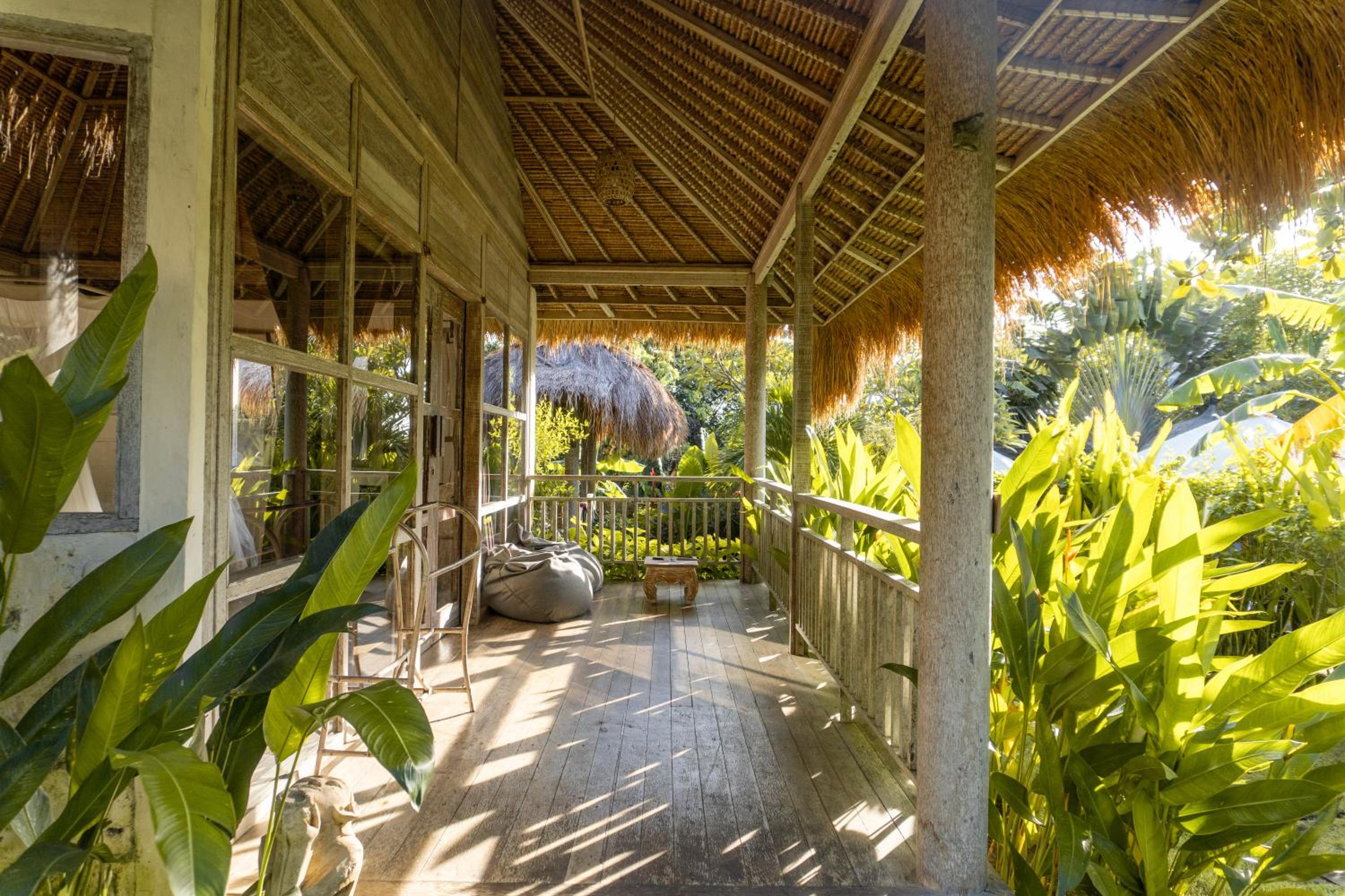 Deluxe Bungalow - Photo 4