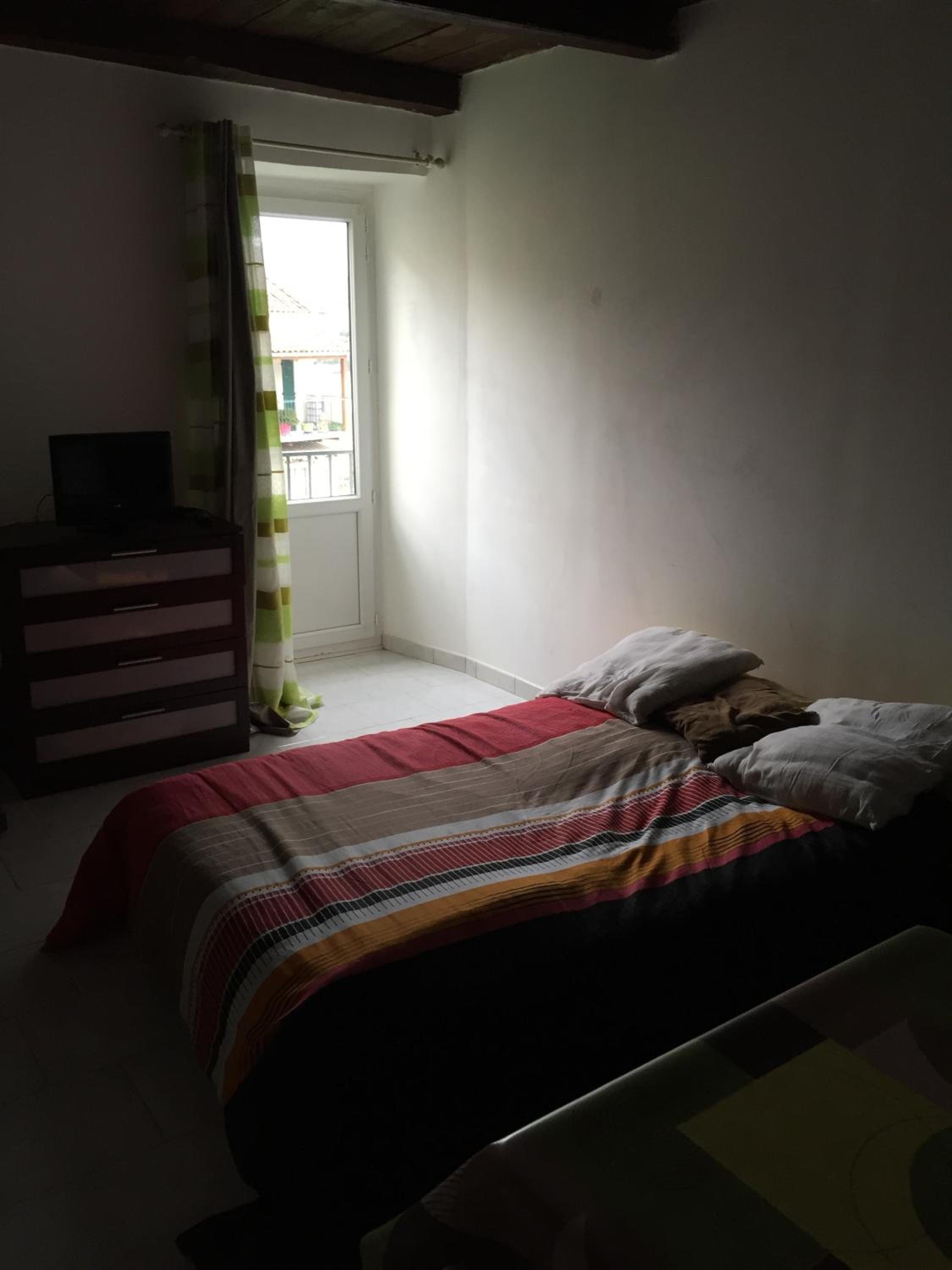 Studio Apartment - Photo 7