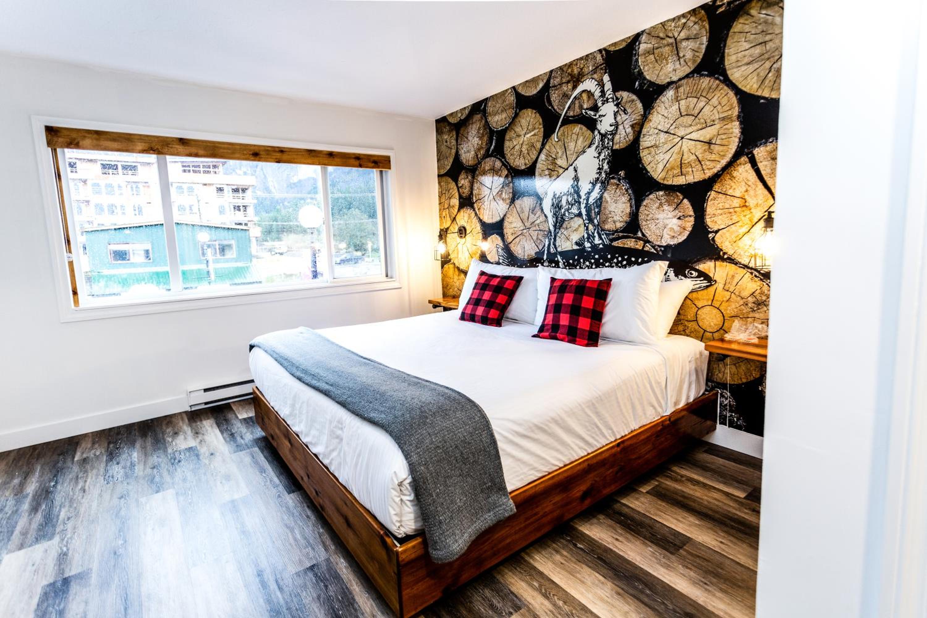 King Room with Mountain View - Photo 1