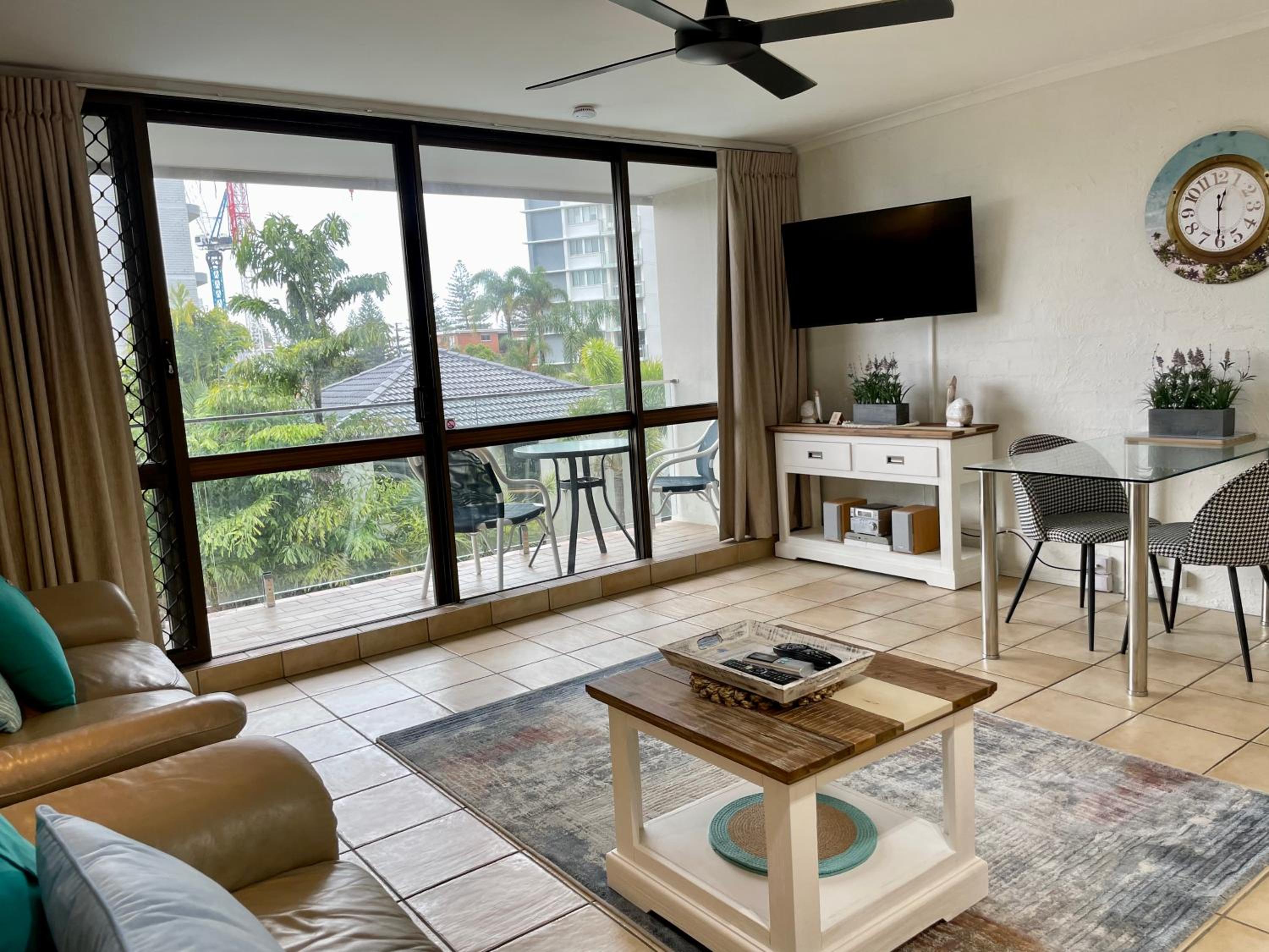 One-Bedroom Apartment - Photo 14