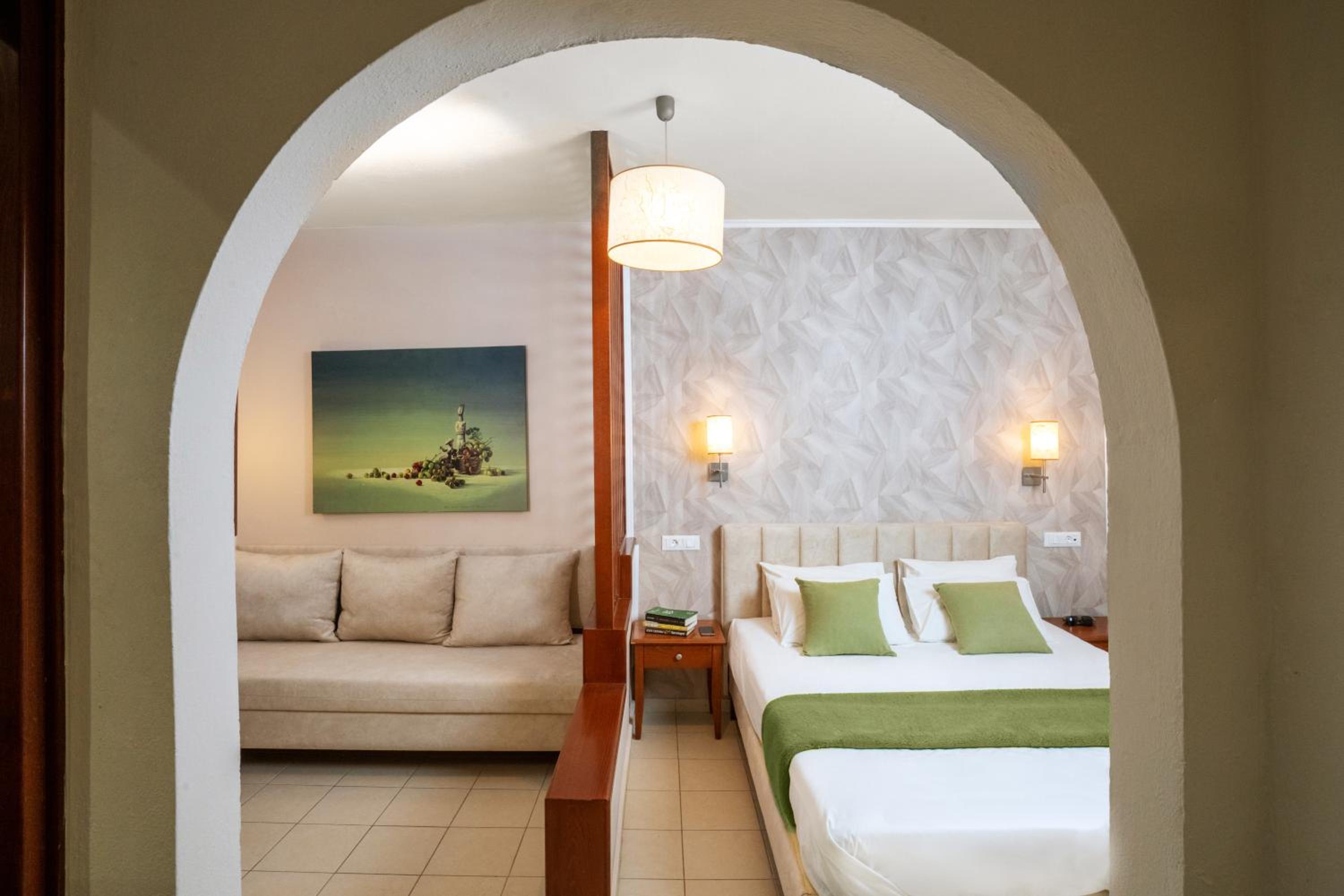 Superior Double Room - Photo 1