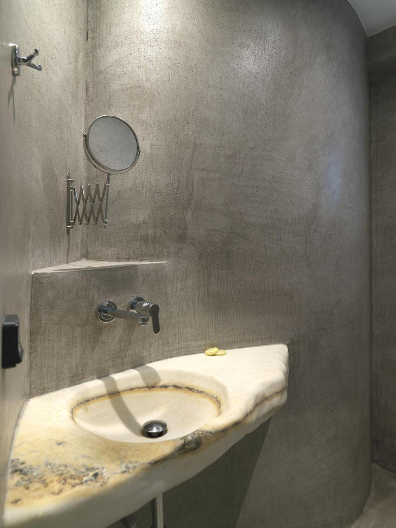 Elegant Suite with Private Plunge Pool photo 2