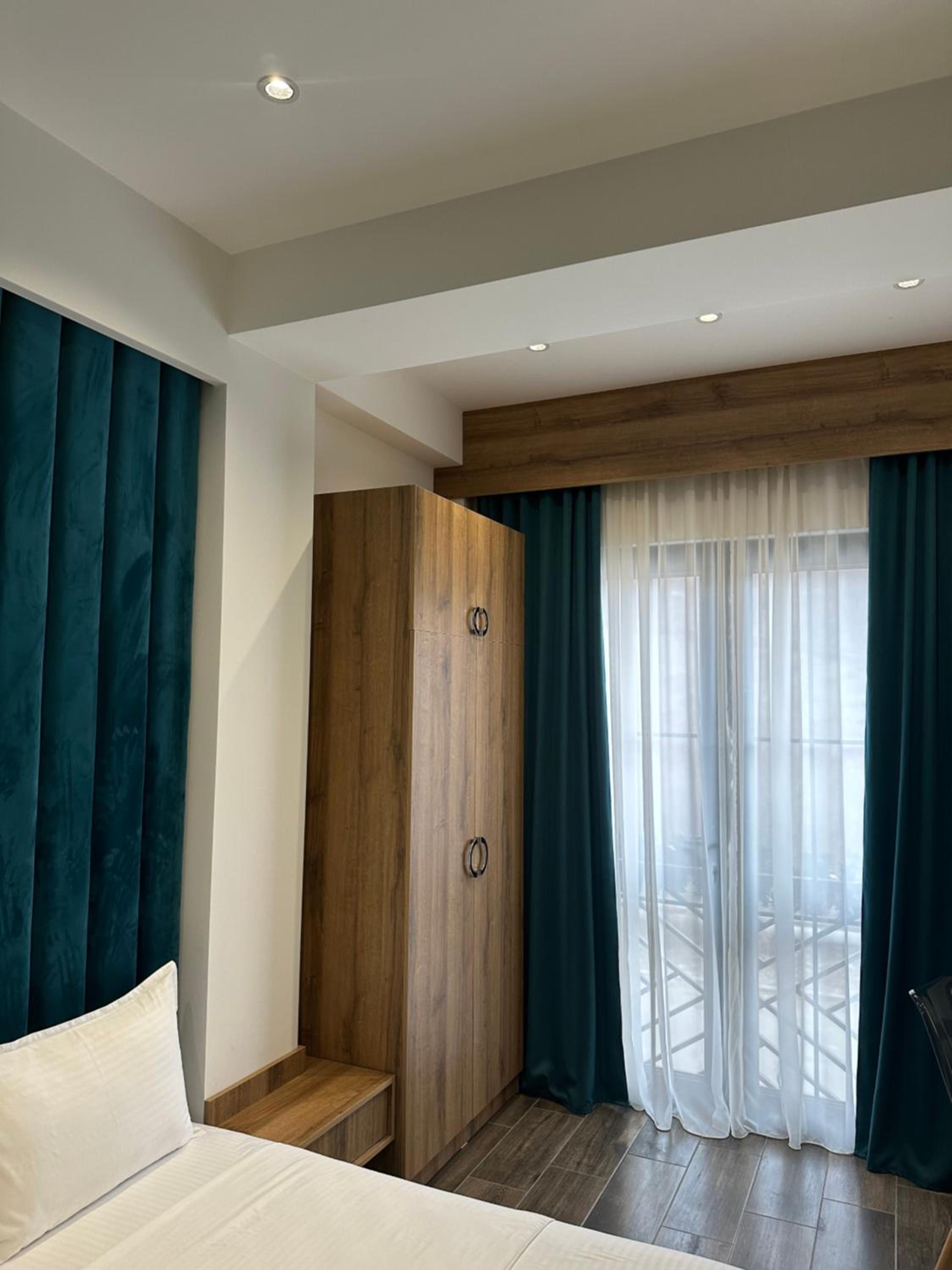 Suite with River View