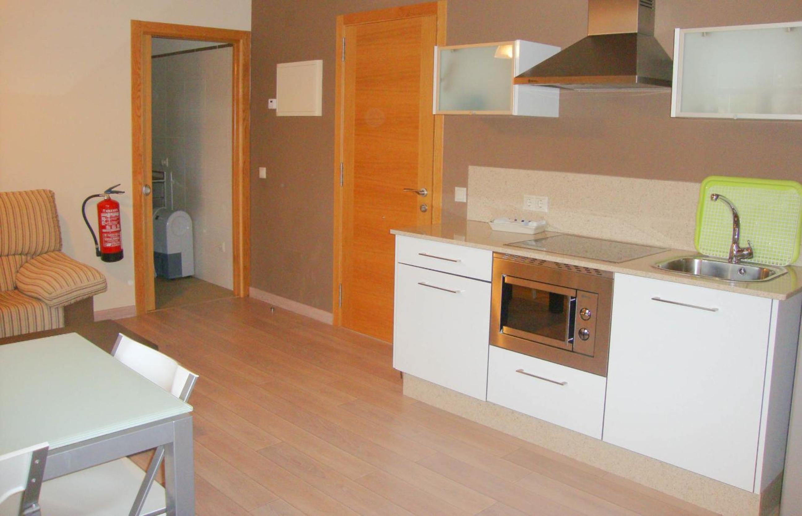 Apartment photo 2