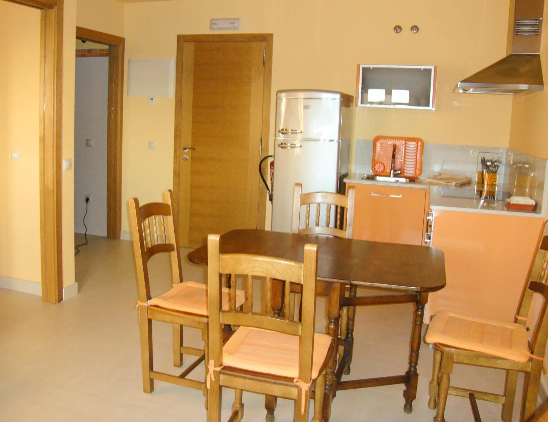 Apartment photo 2