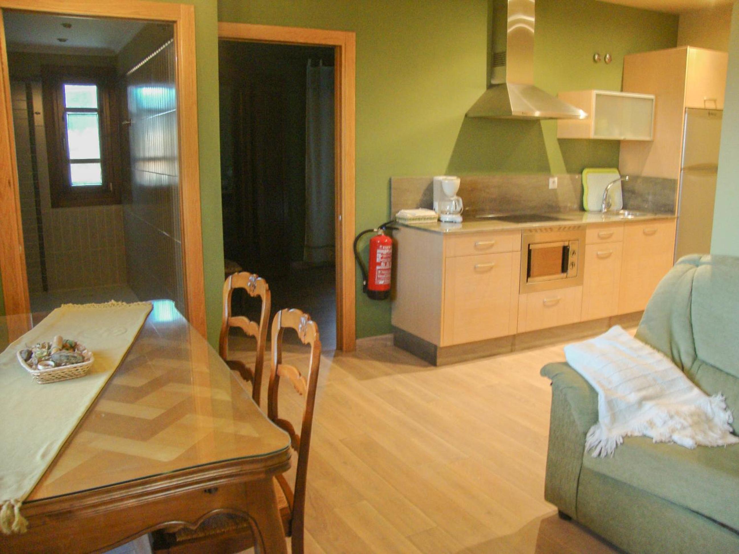 Apartment photo 2
