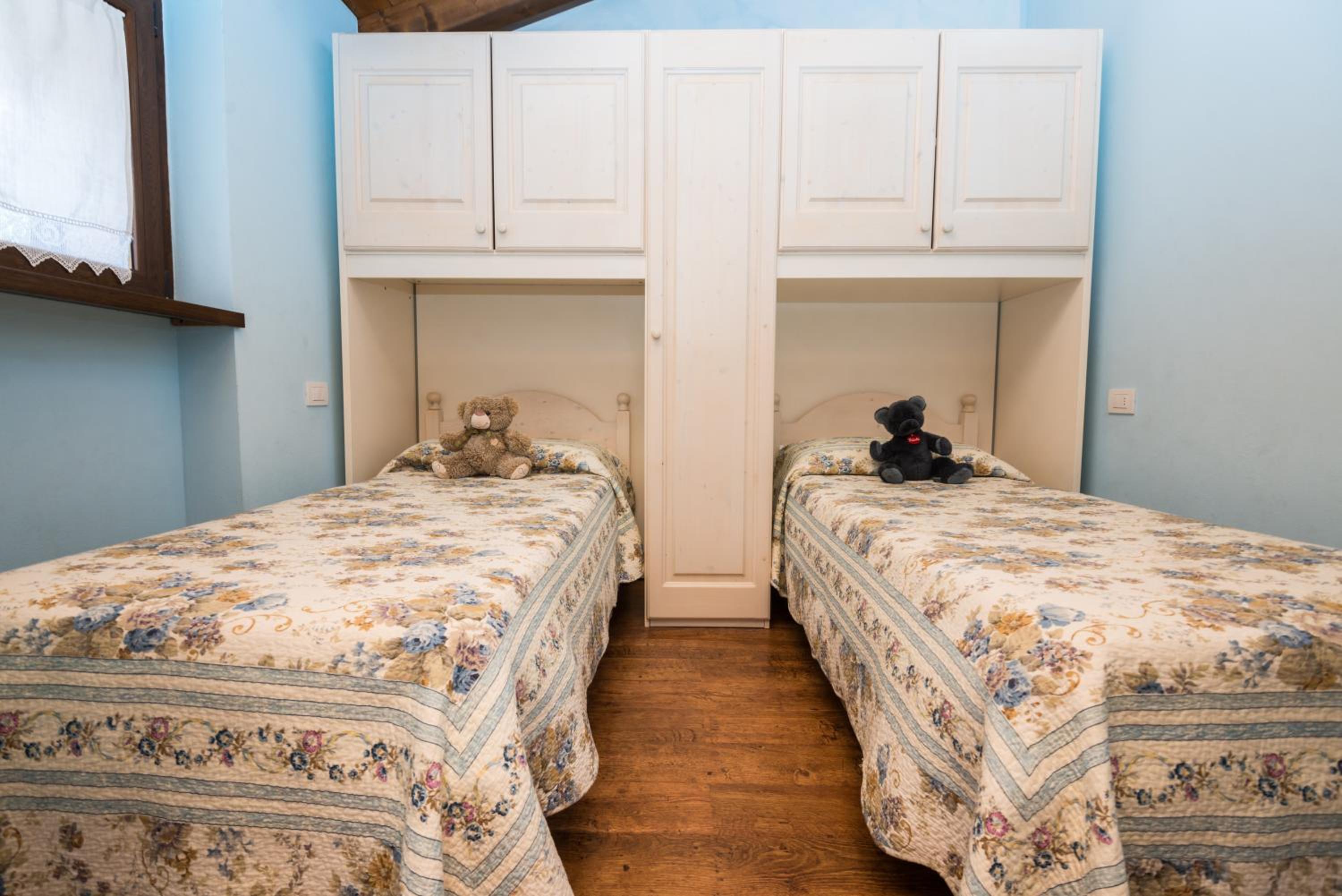 Two-Bedroom Apartment with Balcony