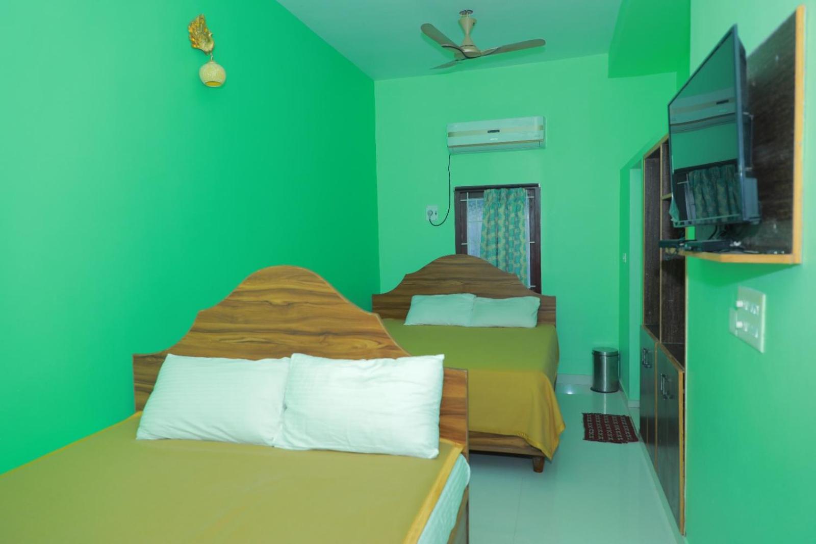 Deluxe Quadruple Room